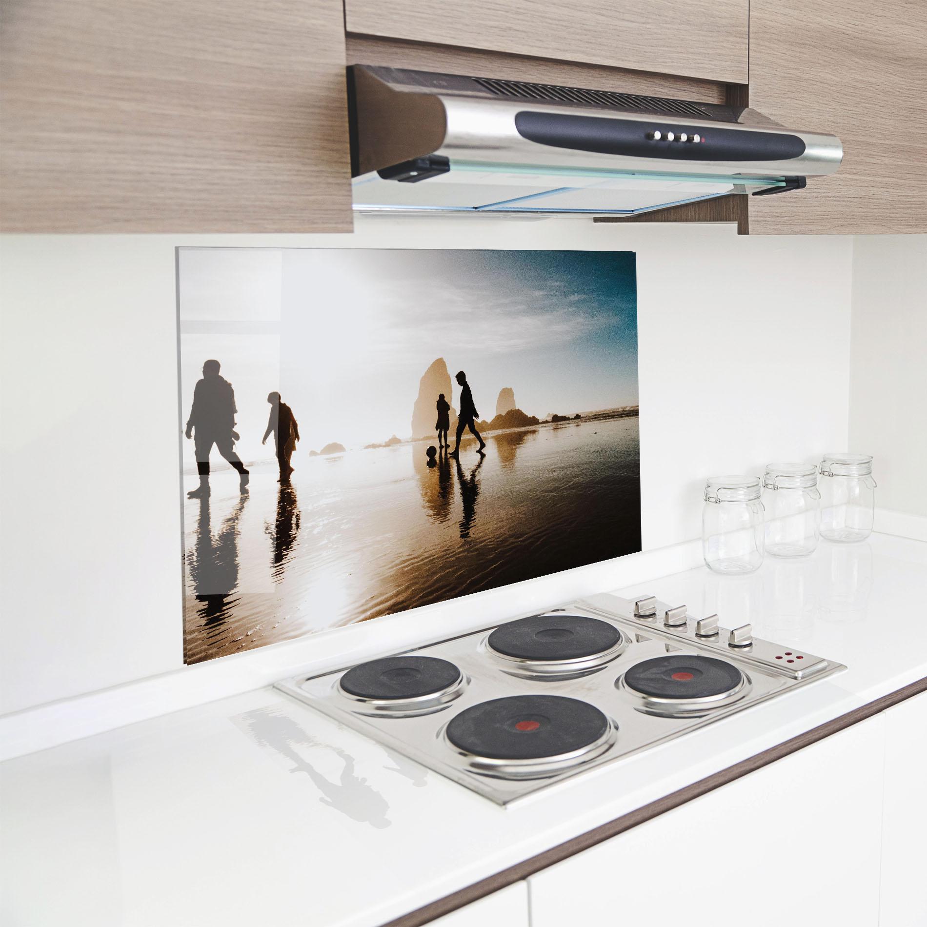 Panou Sticla Bucatarie Football On Water mockup 8