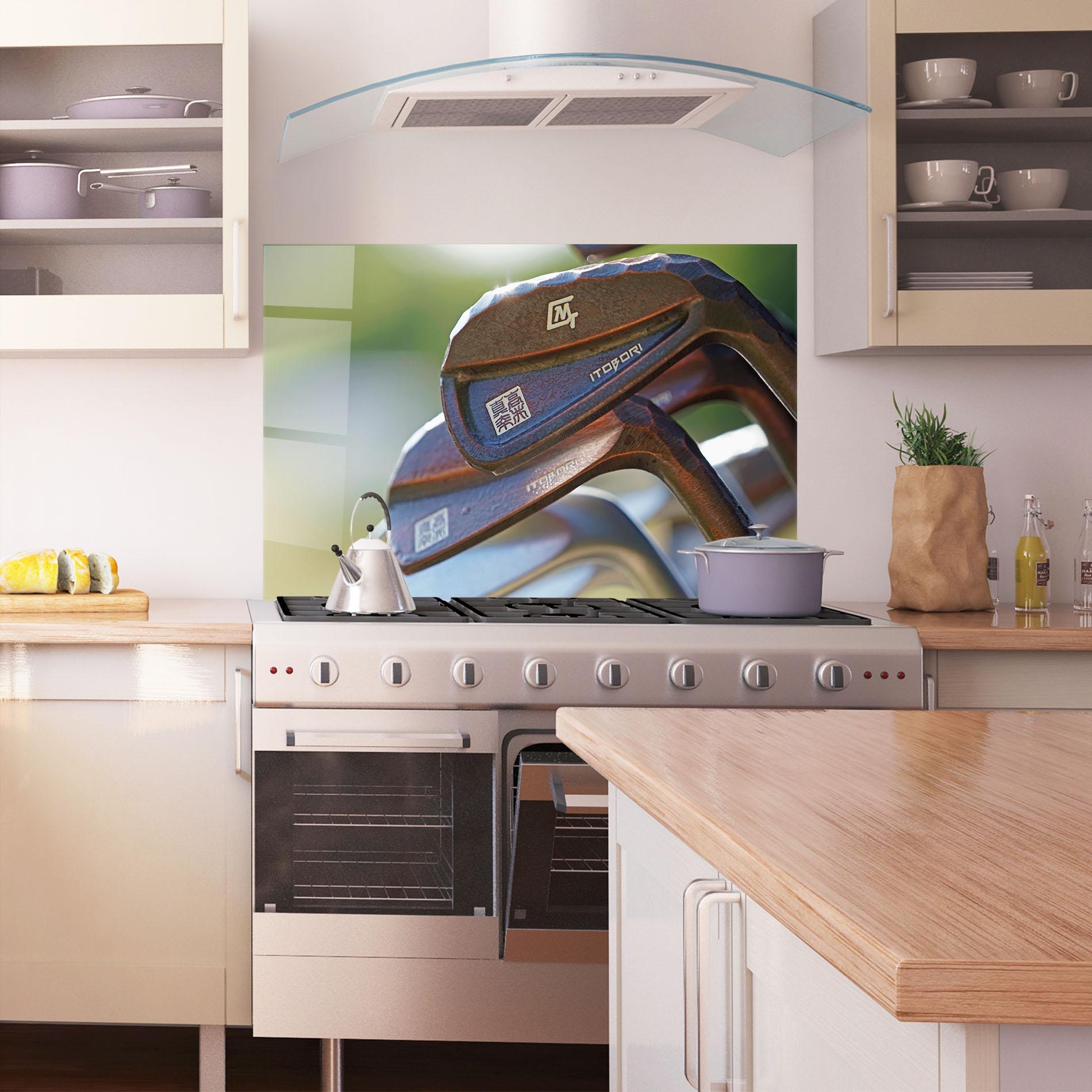 Panou Sticla Bucatarie Golf Club Close Up mockup 1