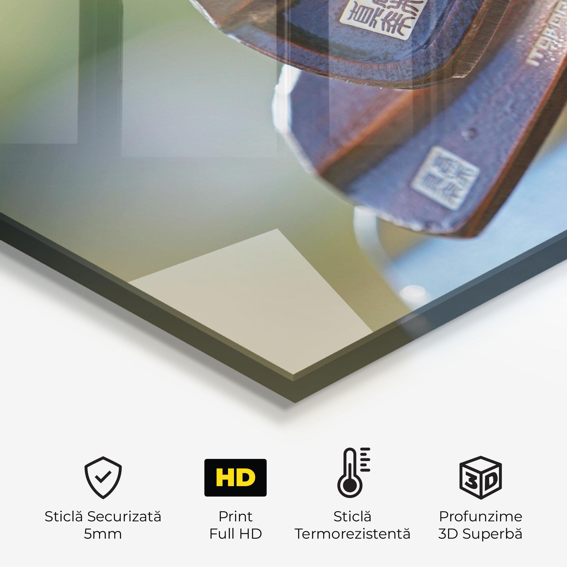 Panou Sticla Bucatarie Golf Club Close Up mockup 2