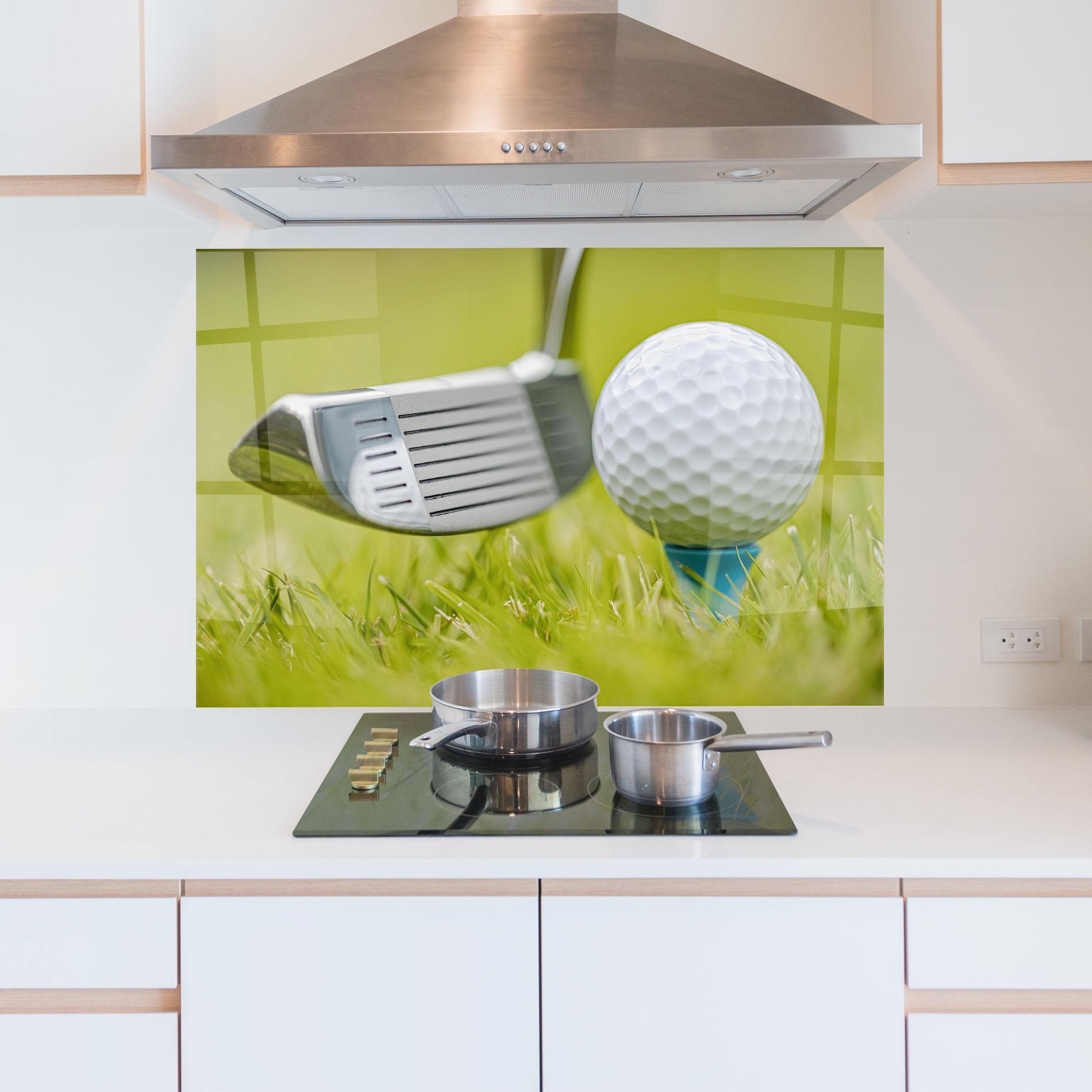 Panou Sticla Bucatarie Golf Ball Grass mockup 5