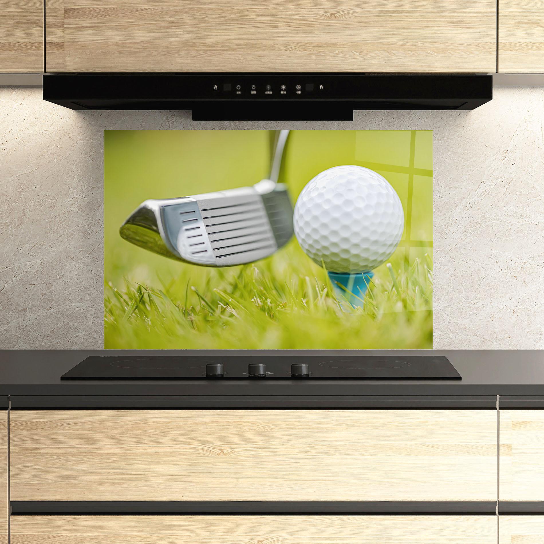 Panou Sticla Bucatarie Golf Ball Grass mockup 3