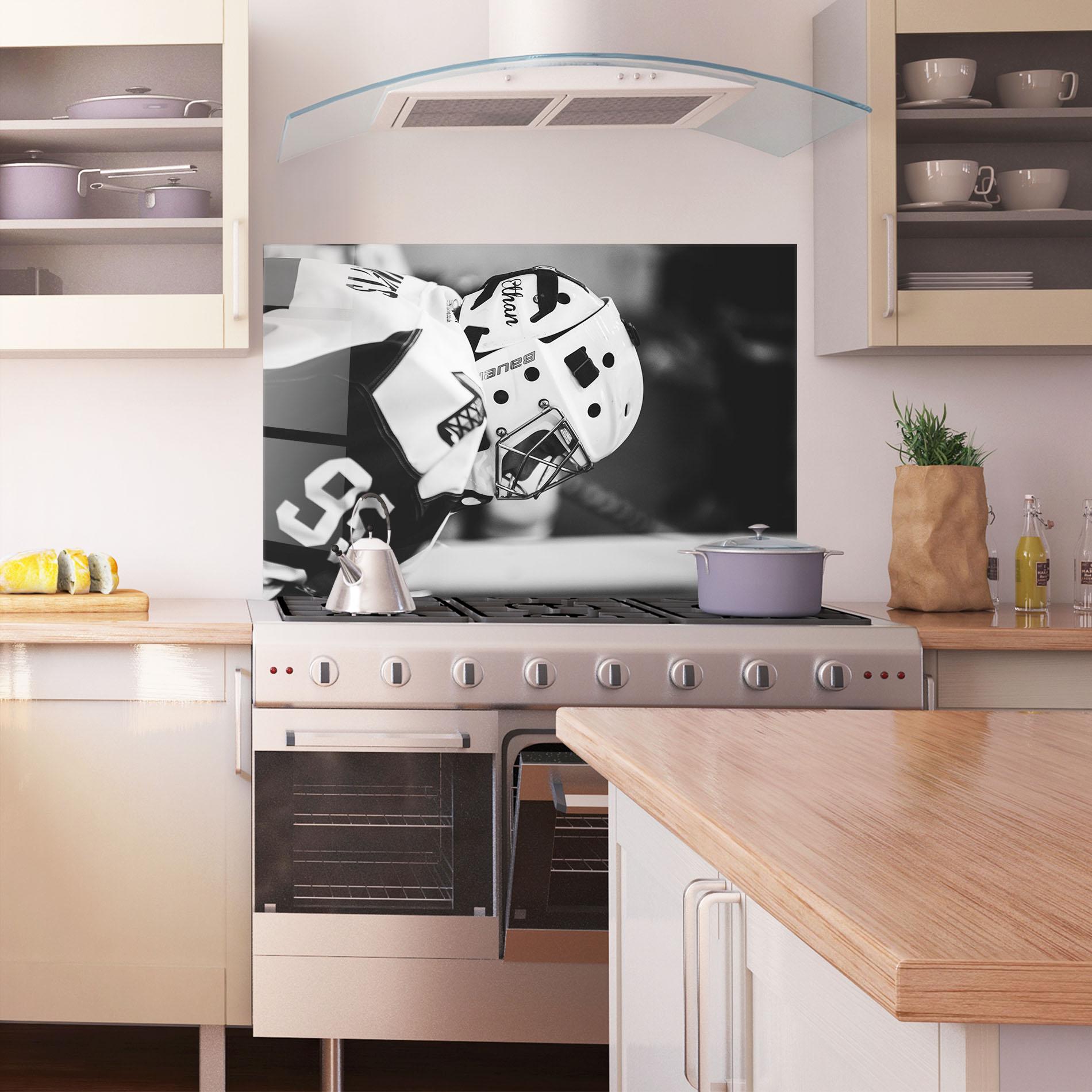 Panou Sticla Bucatarie Black White Hockey mockup 1