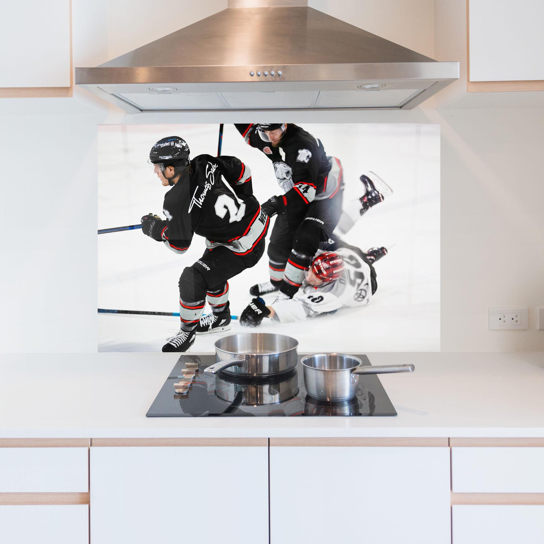 Panou Sticla Bucatarie Breakaway Boss mockup 5