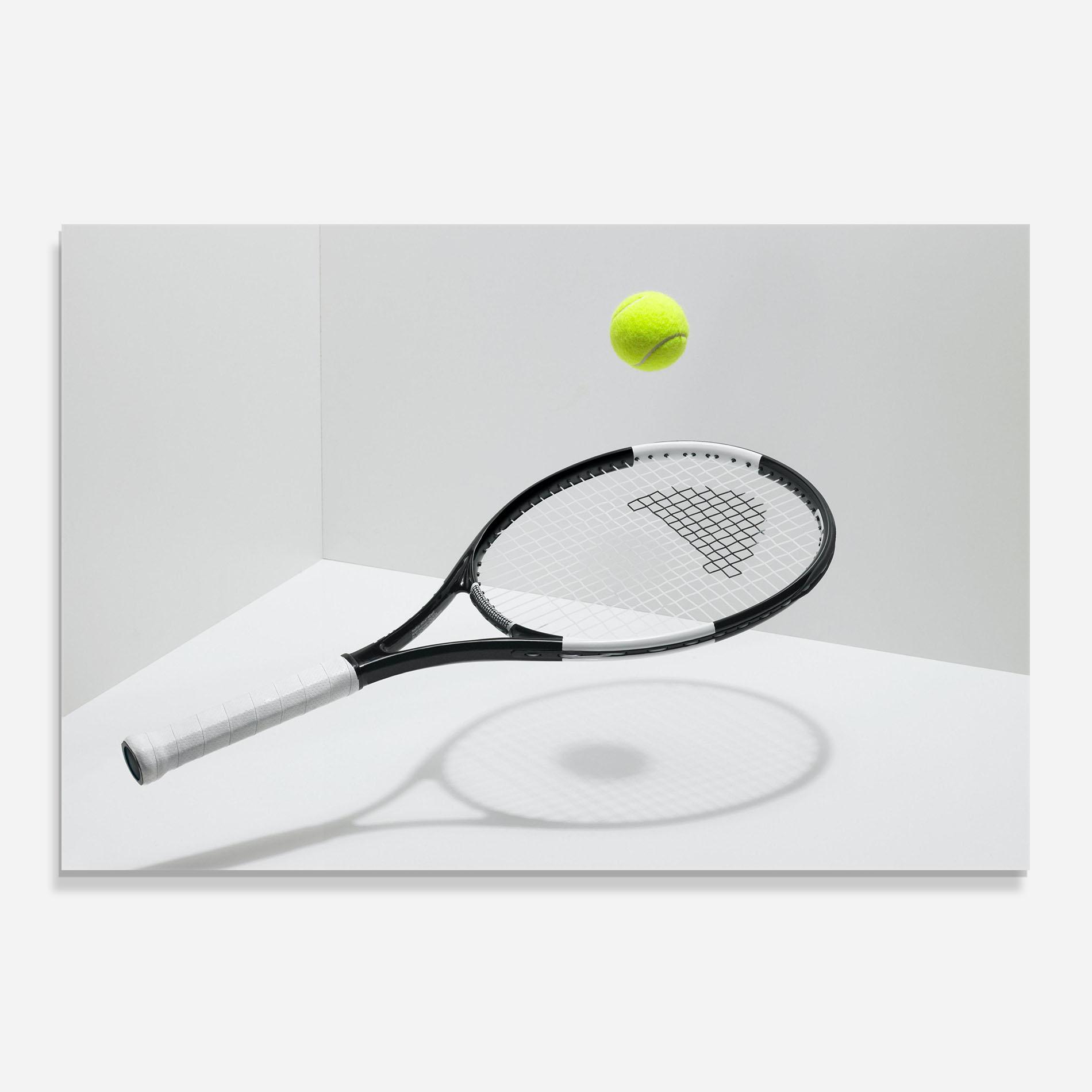 Panou Sticla Bucatarie Floating Tennis Racket mockup 0