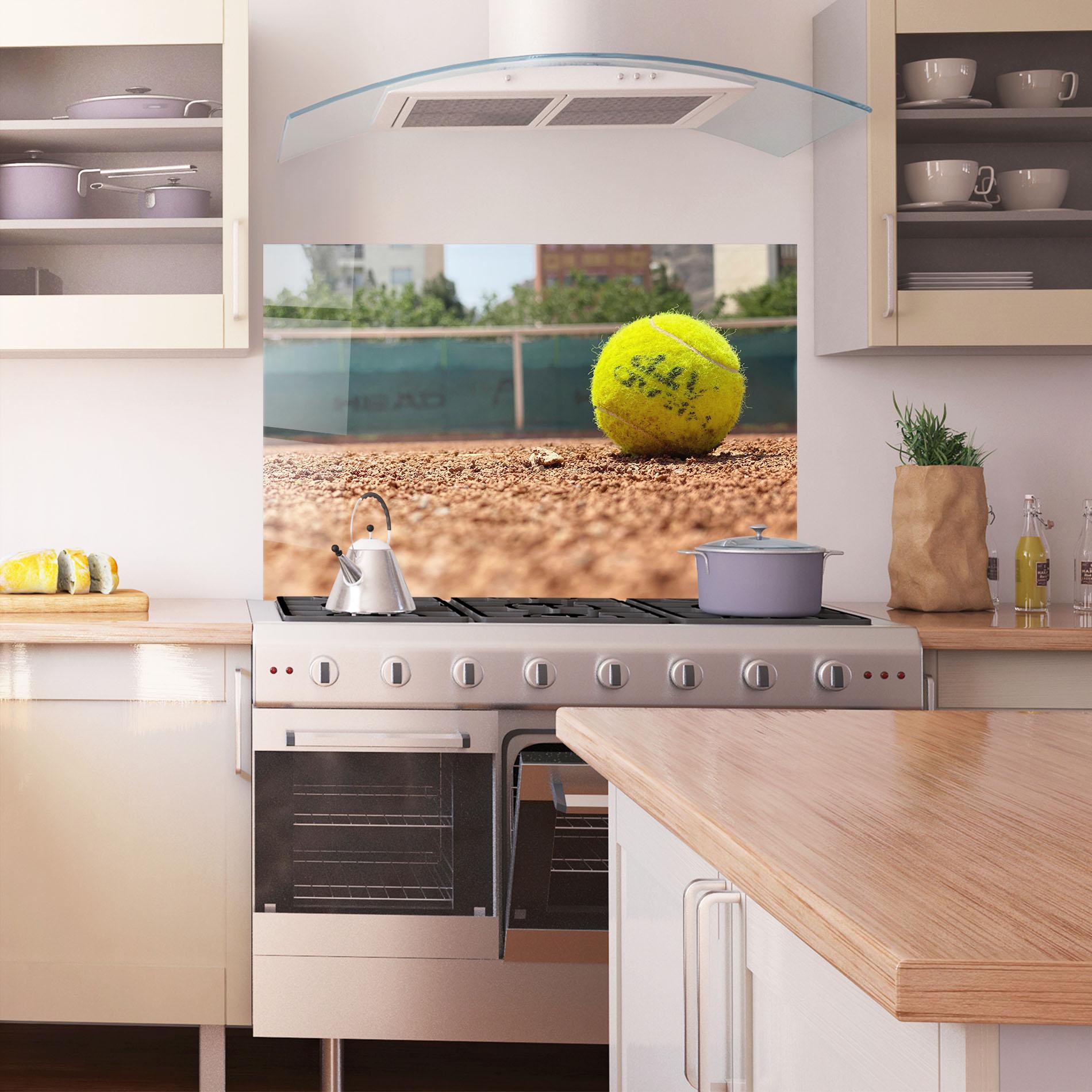 Panou Sticla Bucatarie Lost Tennis Ball mockup 1