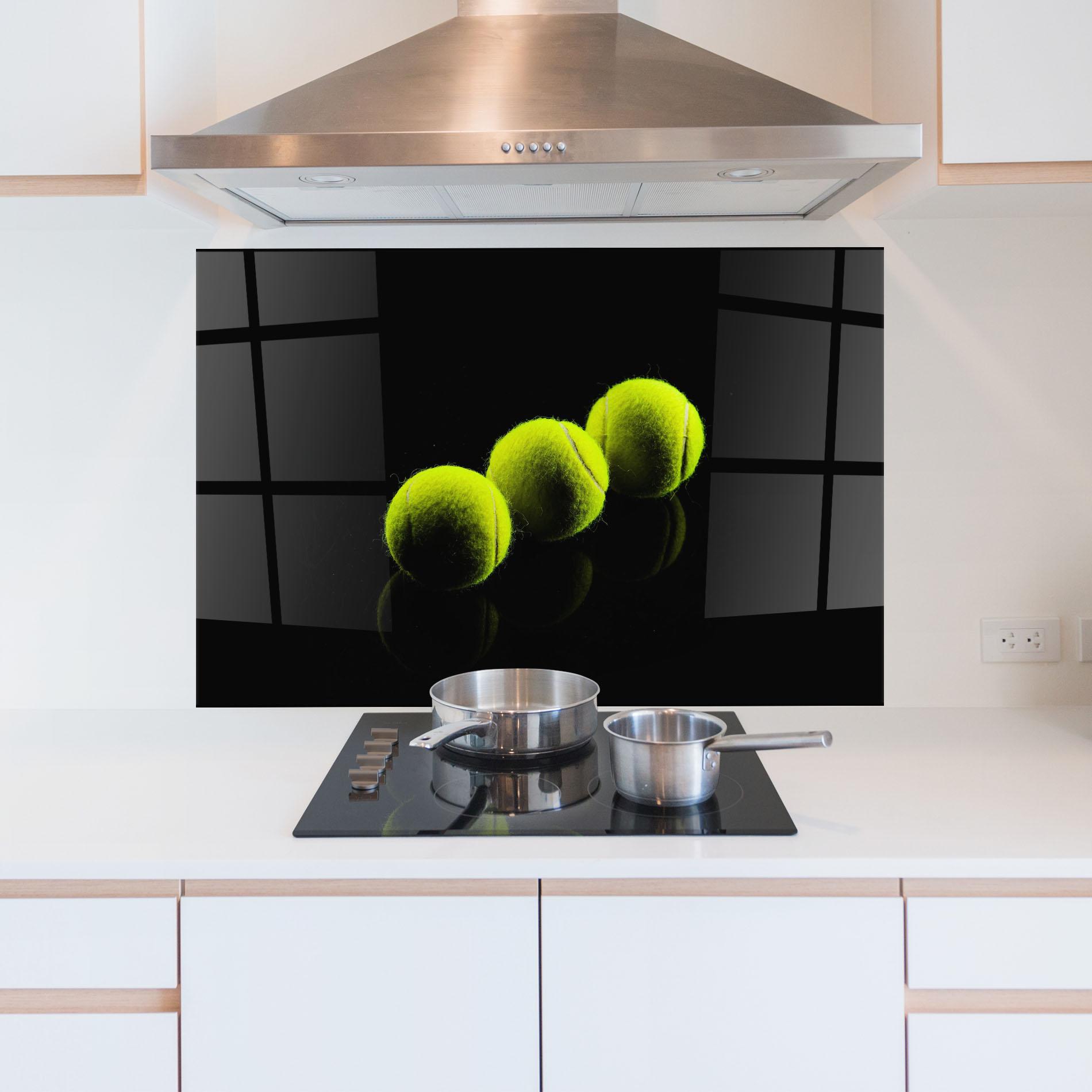 Panou Sticla Bucatarie 3 Tennis Balls mockup 5