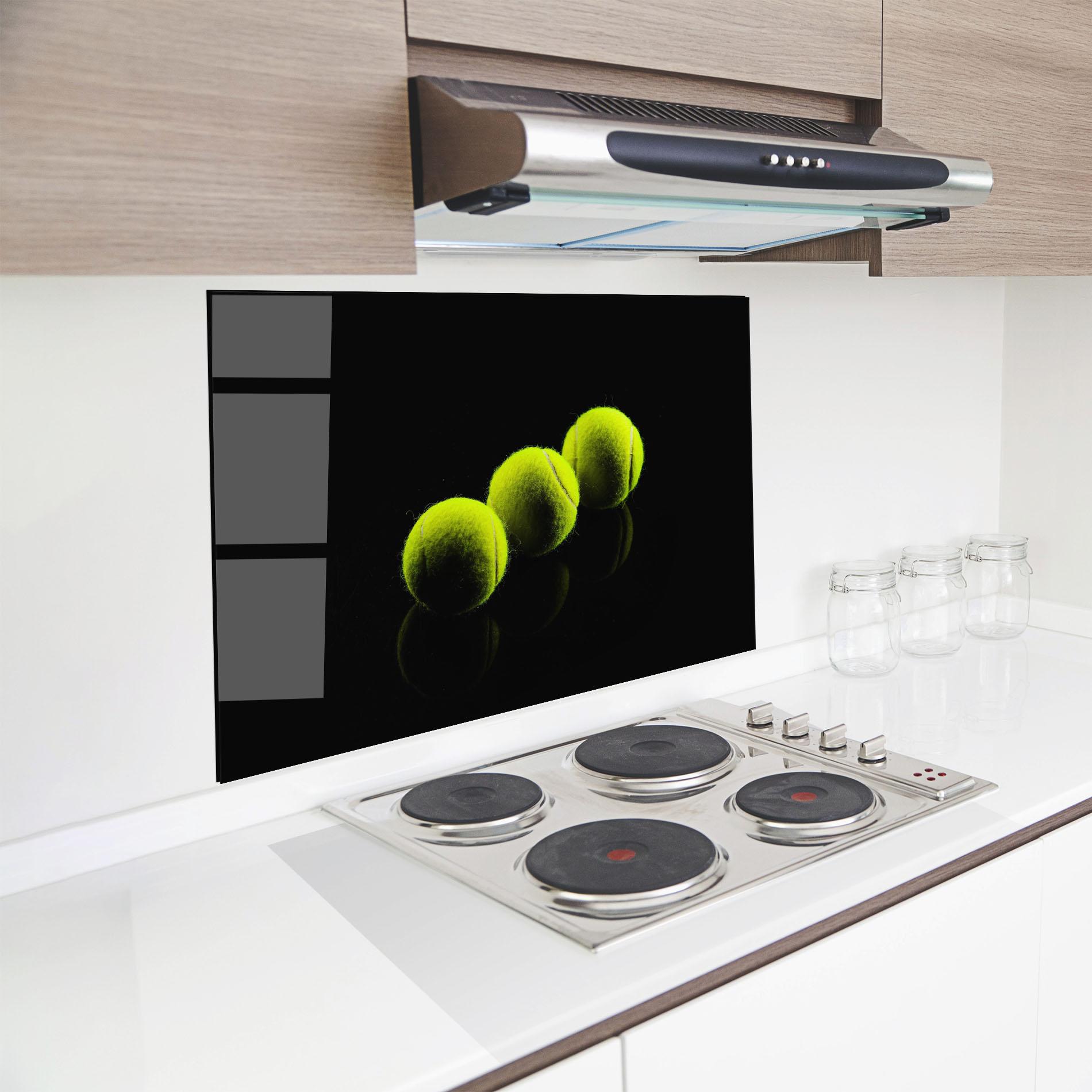 Panou Sticla Bucatarie 3 Tennis Balls mockup 8
