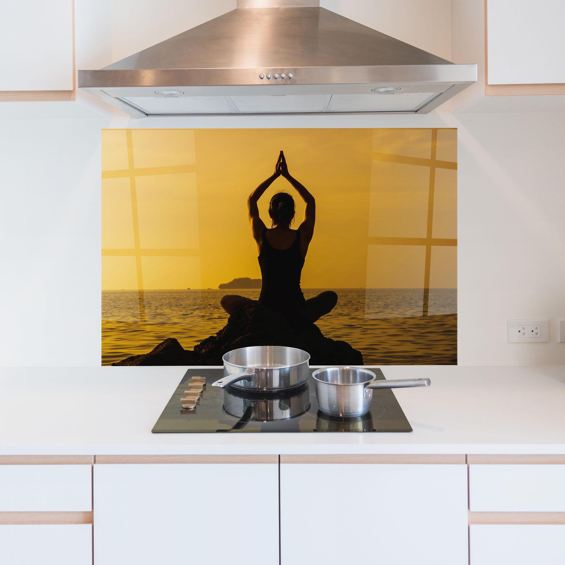 Panou Sticla Bucatarie Meditation On Sunset mockup 5