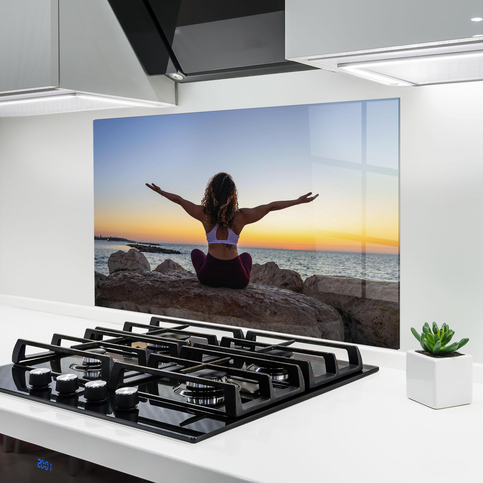 Panou Sticla Bucatarie Calm Asana mockup 6