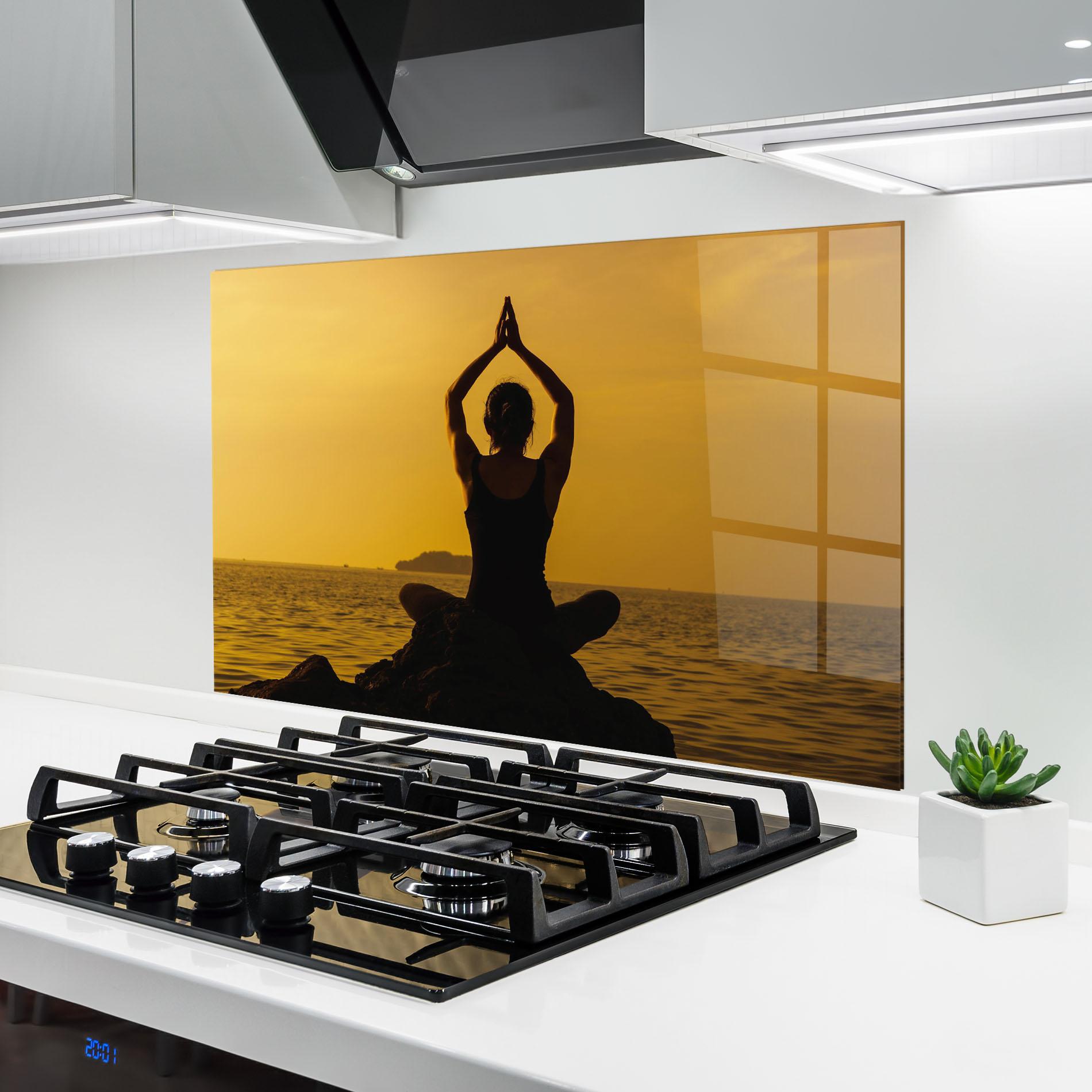 Panou Sticla Bucatarie Meditation On Sunset mockup 6