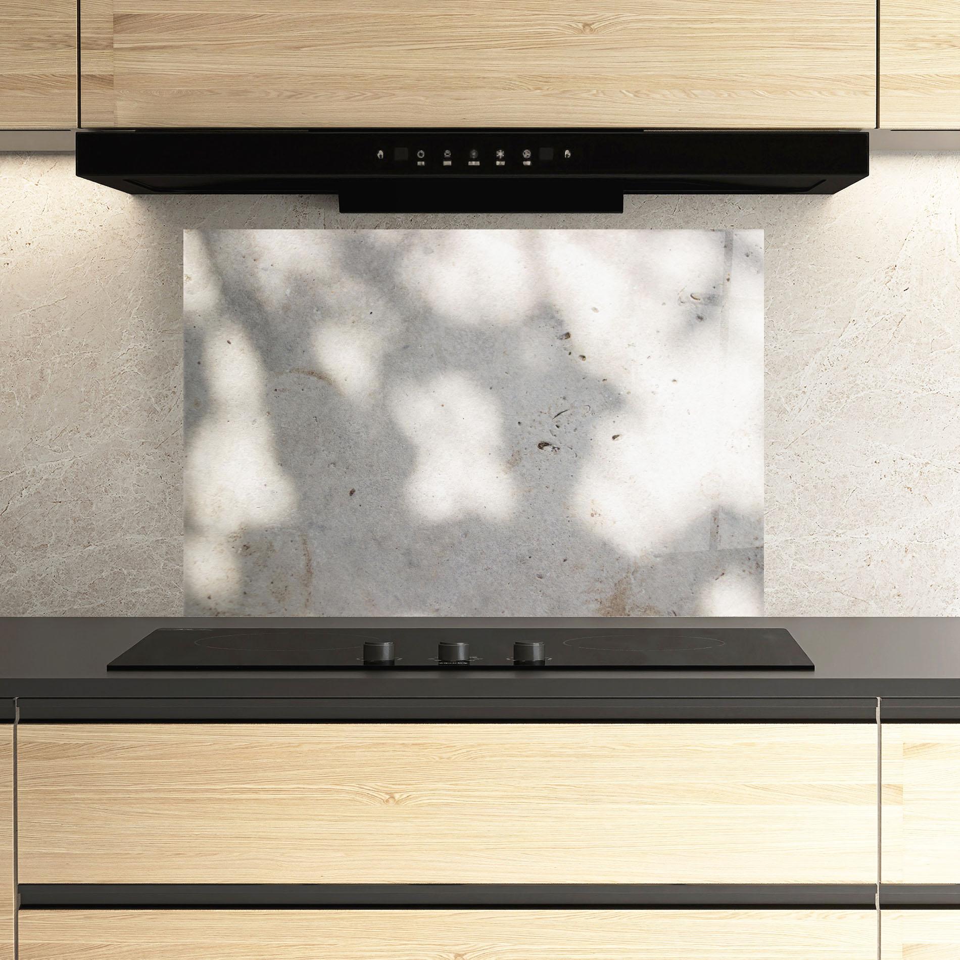 Panou Sticla Bucatarie Shadows On Cement mockup 3