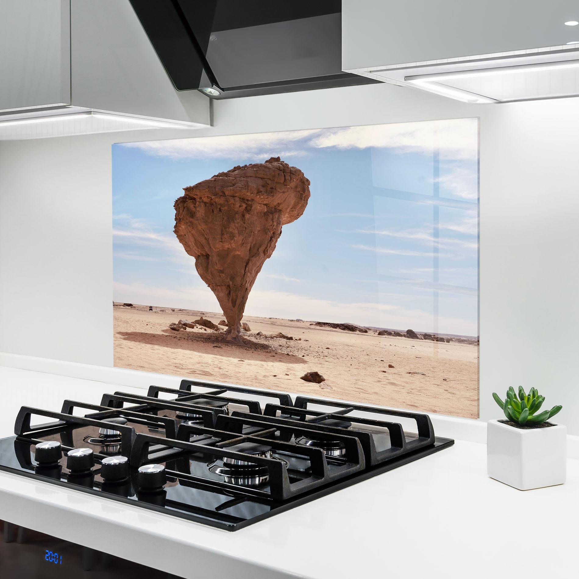 Panou Sticla Bucatarie Stone In Desert mockup 6