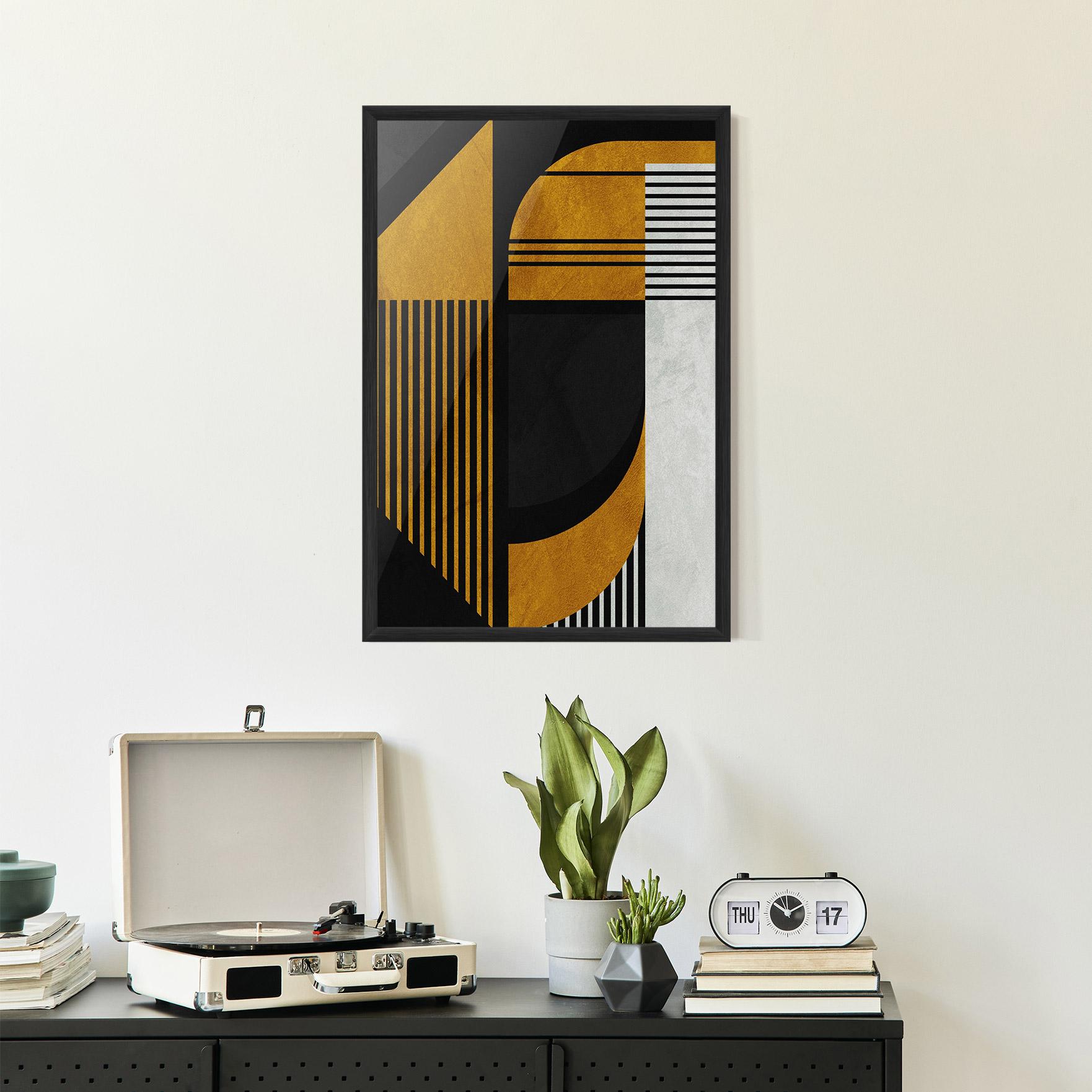 Poster Înrămat Black Lines On Gold mockup 2