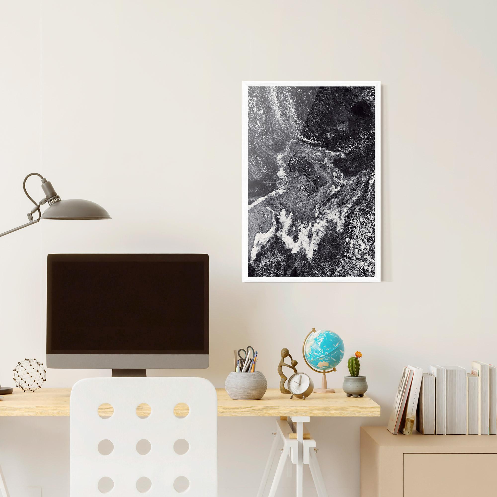 Poster Înrămat Black And White Abstract mockup 6