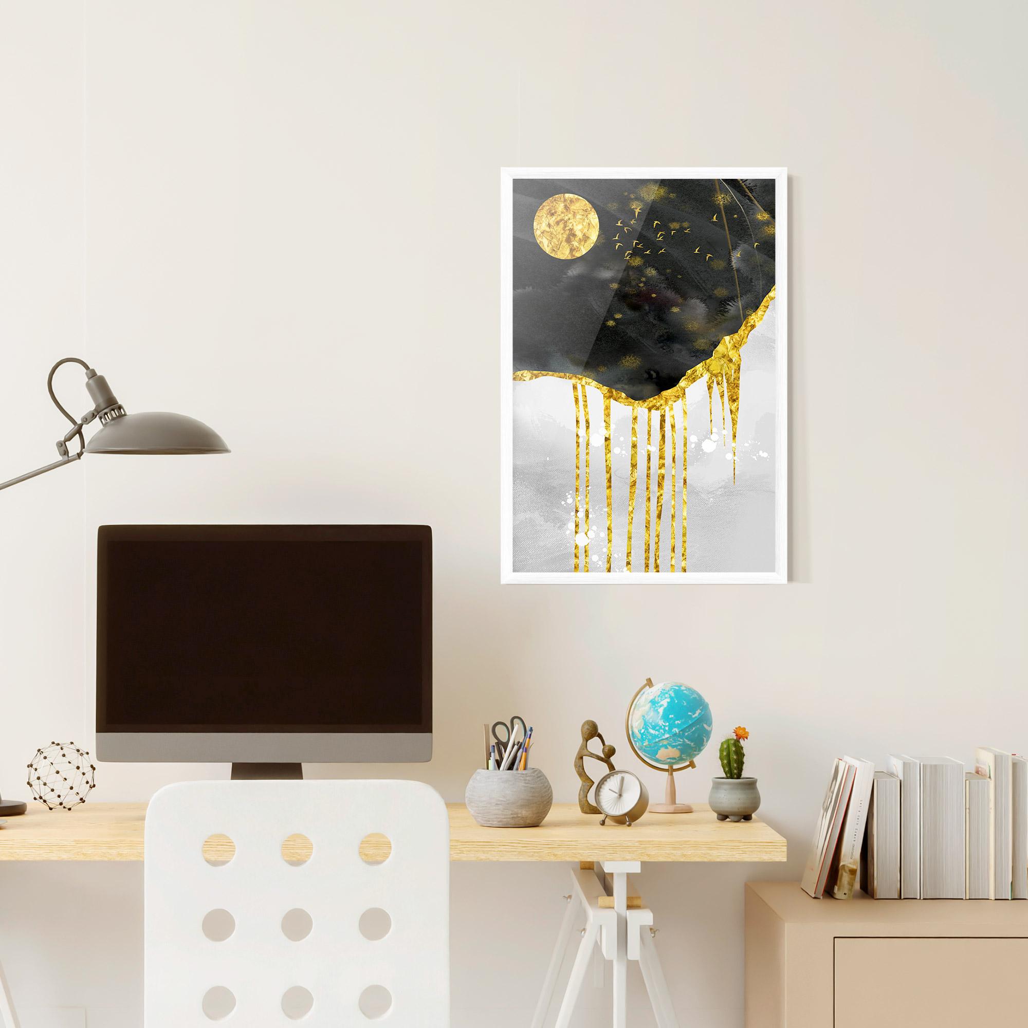 Poster Înrămat Gold Moon And Birds mockup 6