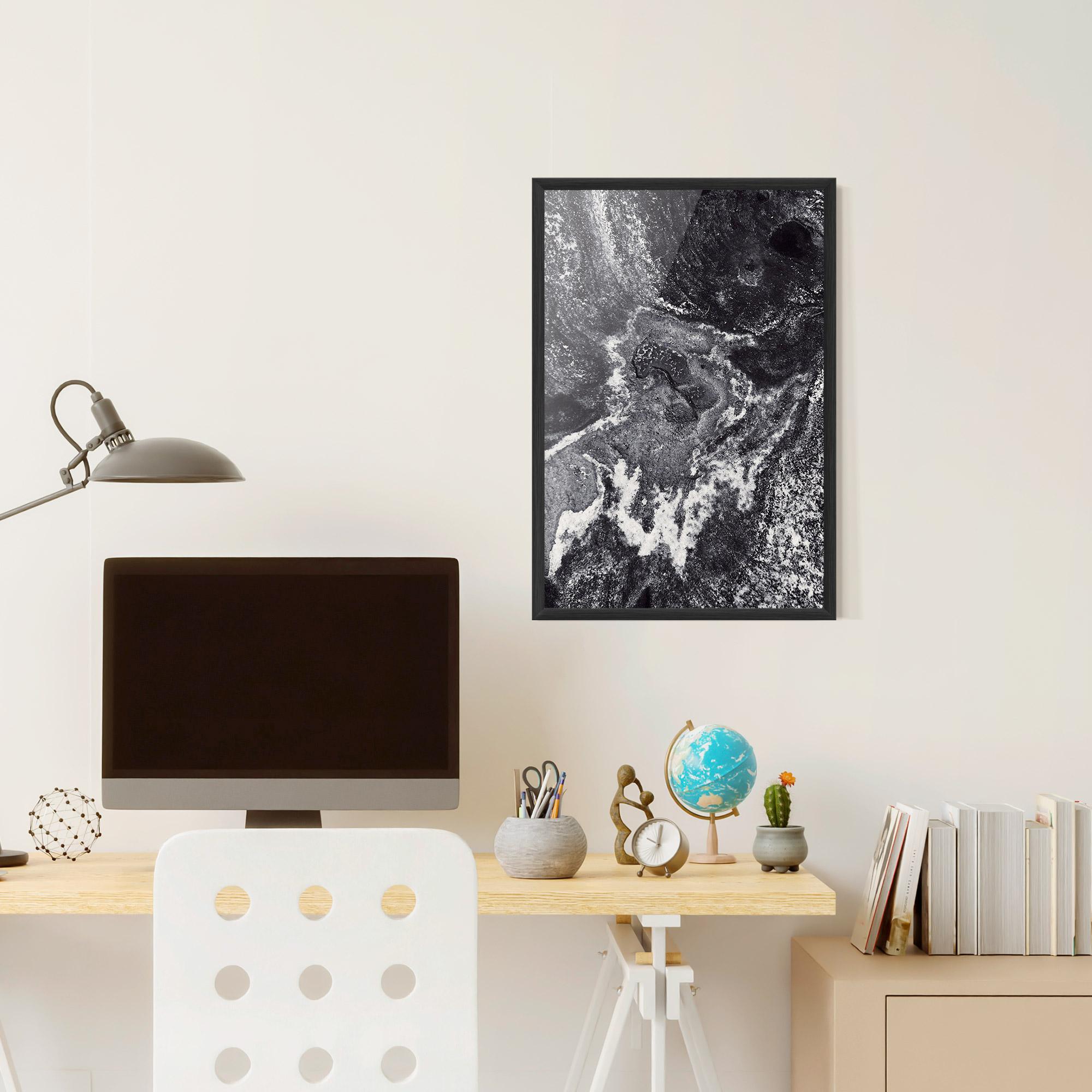 Poster Înrămat Black And White Abstract mockup 6