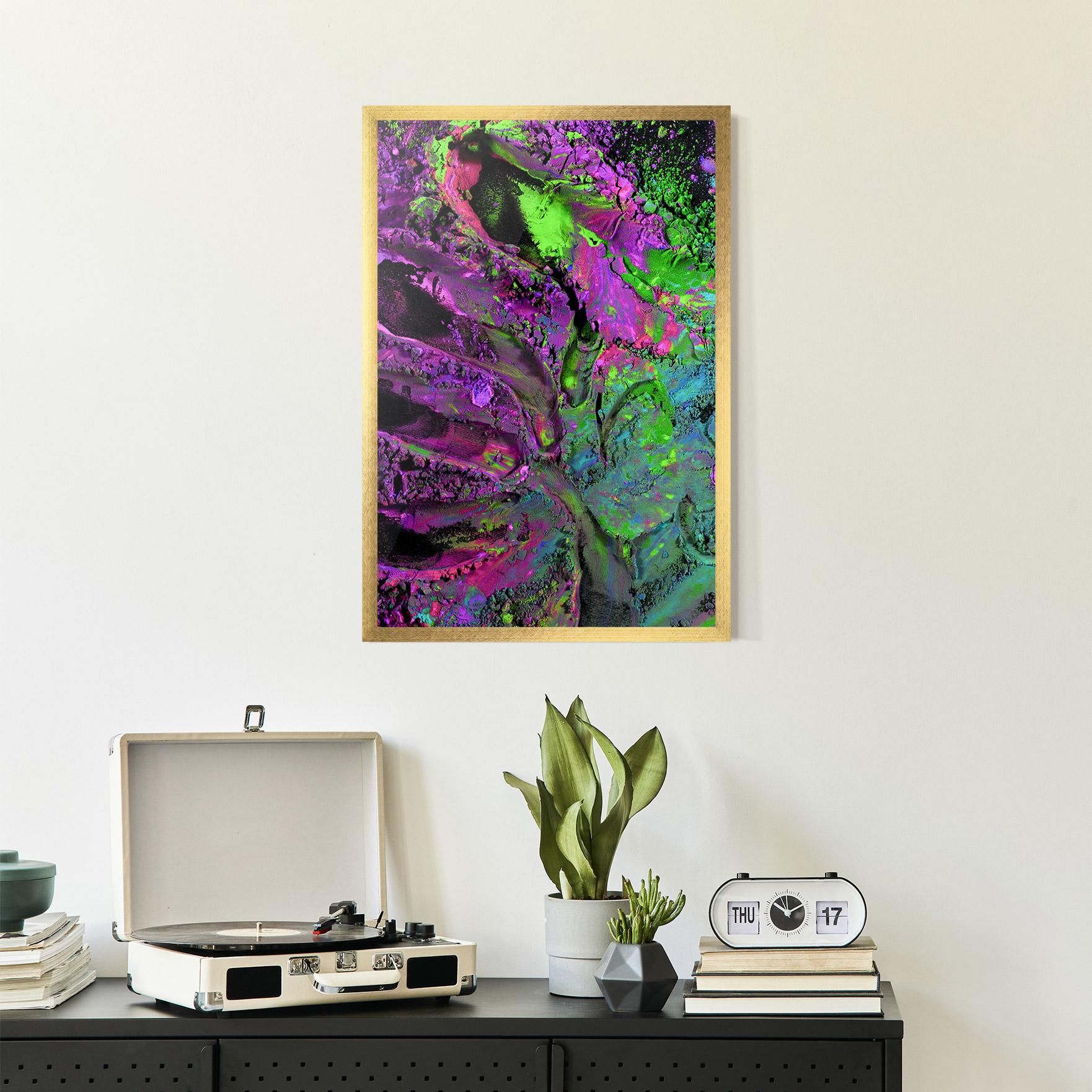 Poster Înrămat Purple Powder mockup 2