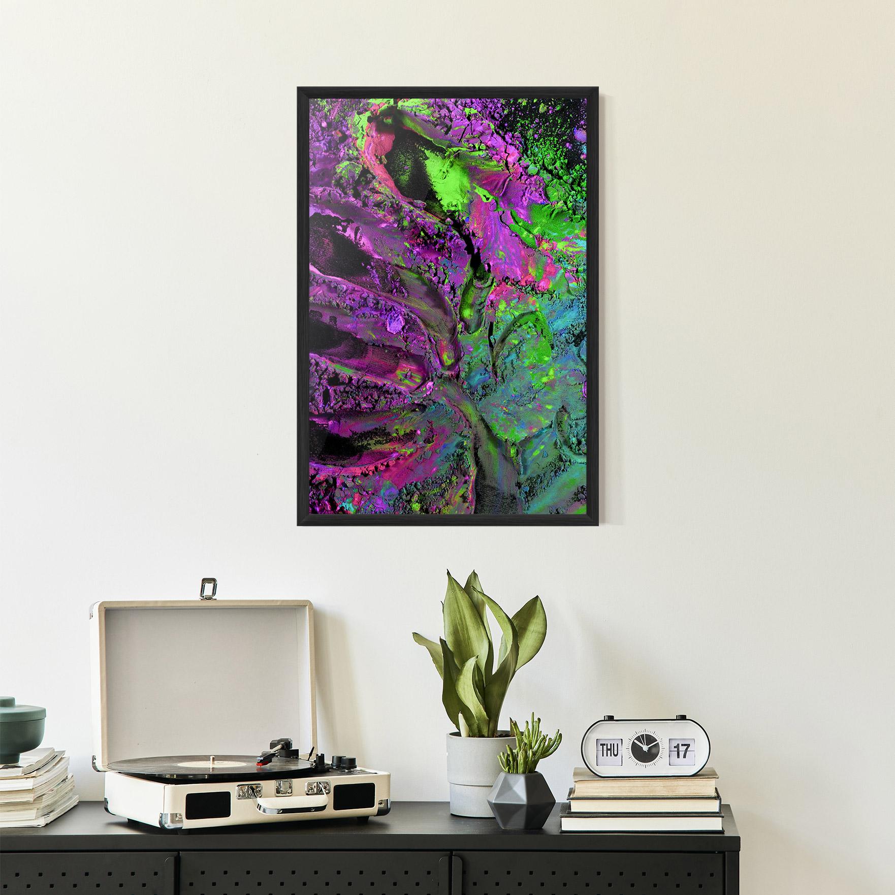 Poster Înrămat Purple Powder mockup 2