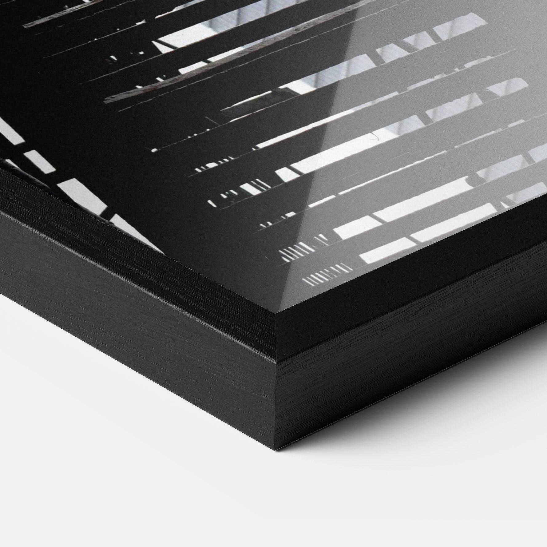 Poster Înrămat Black Stairs Floating mockup 3