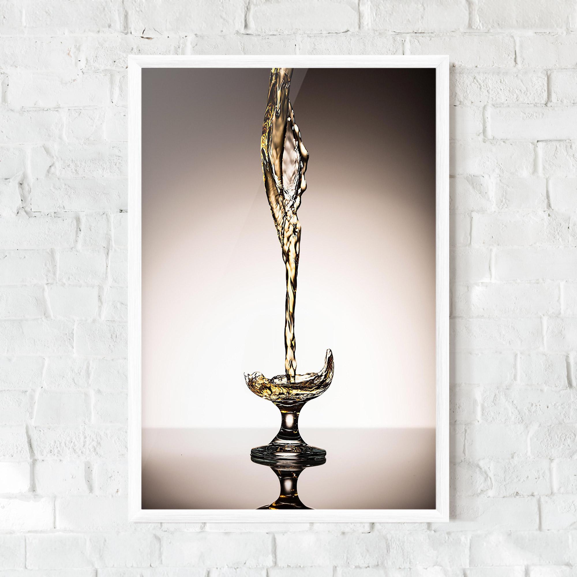 Poster Înrămat White Wine Splash mockup 0