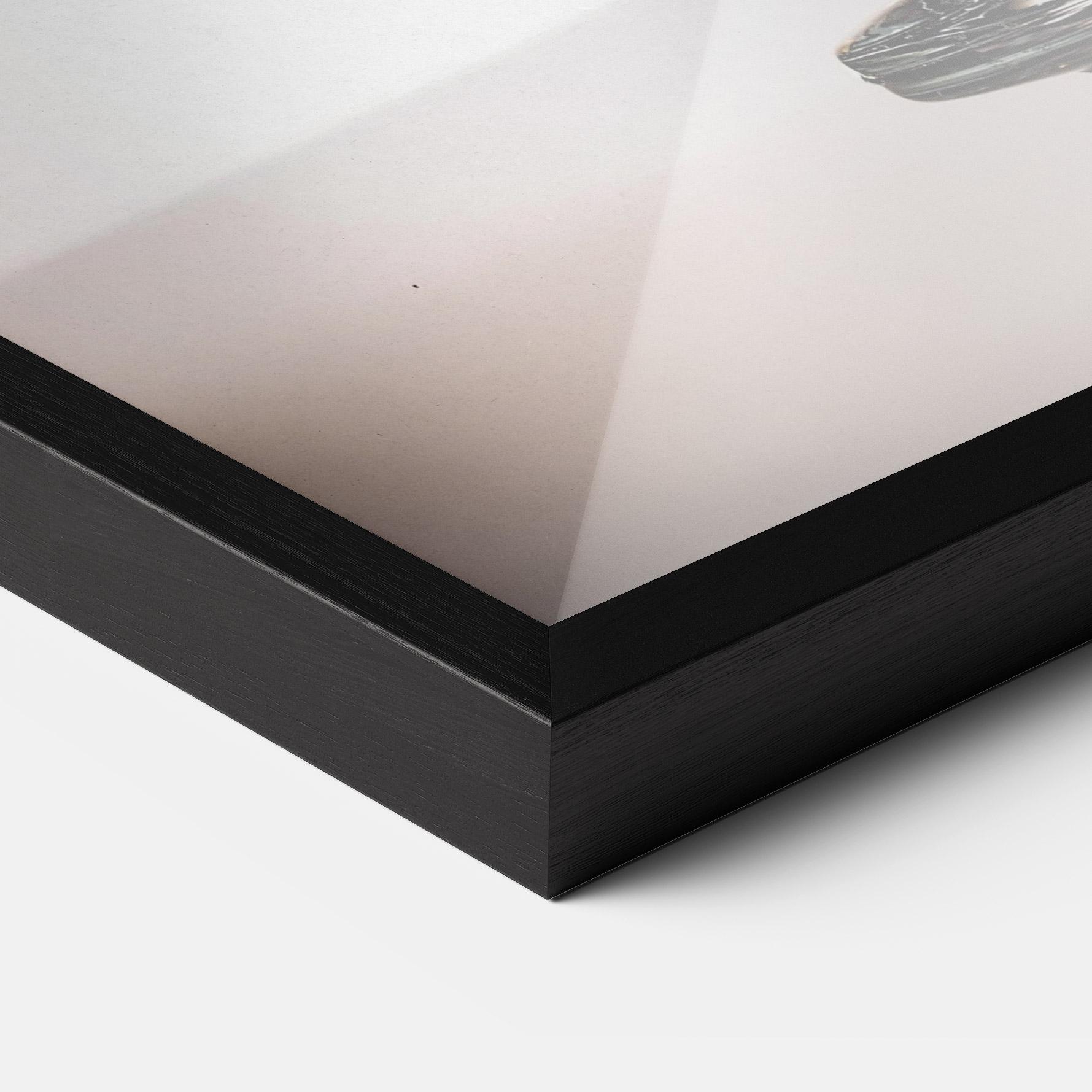 Poster Înrămat White Wine Splash mockup 3