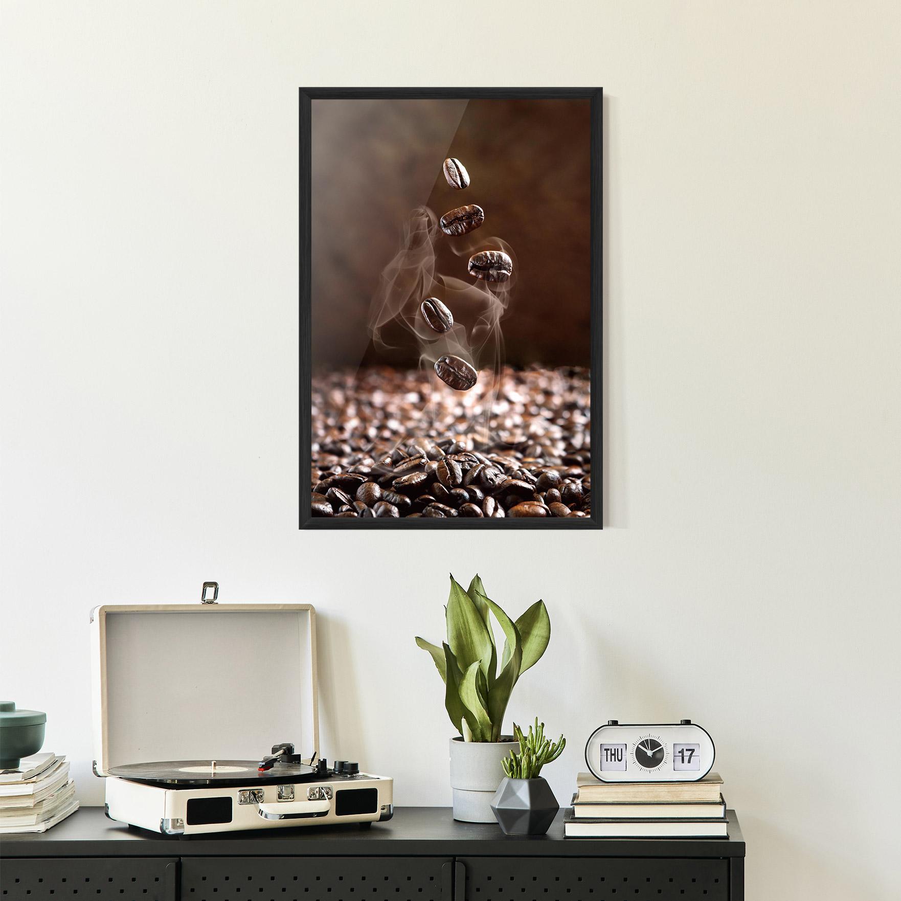 Poster Înrămat Close Up Falling Beans mockup 2