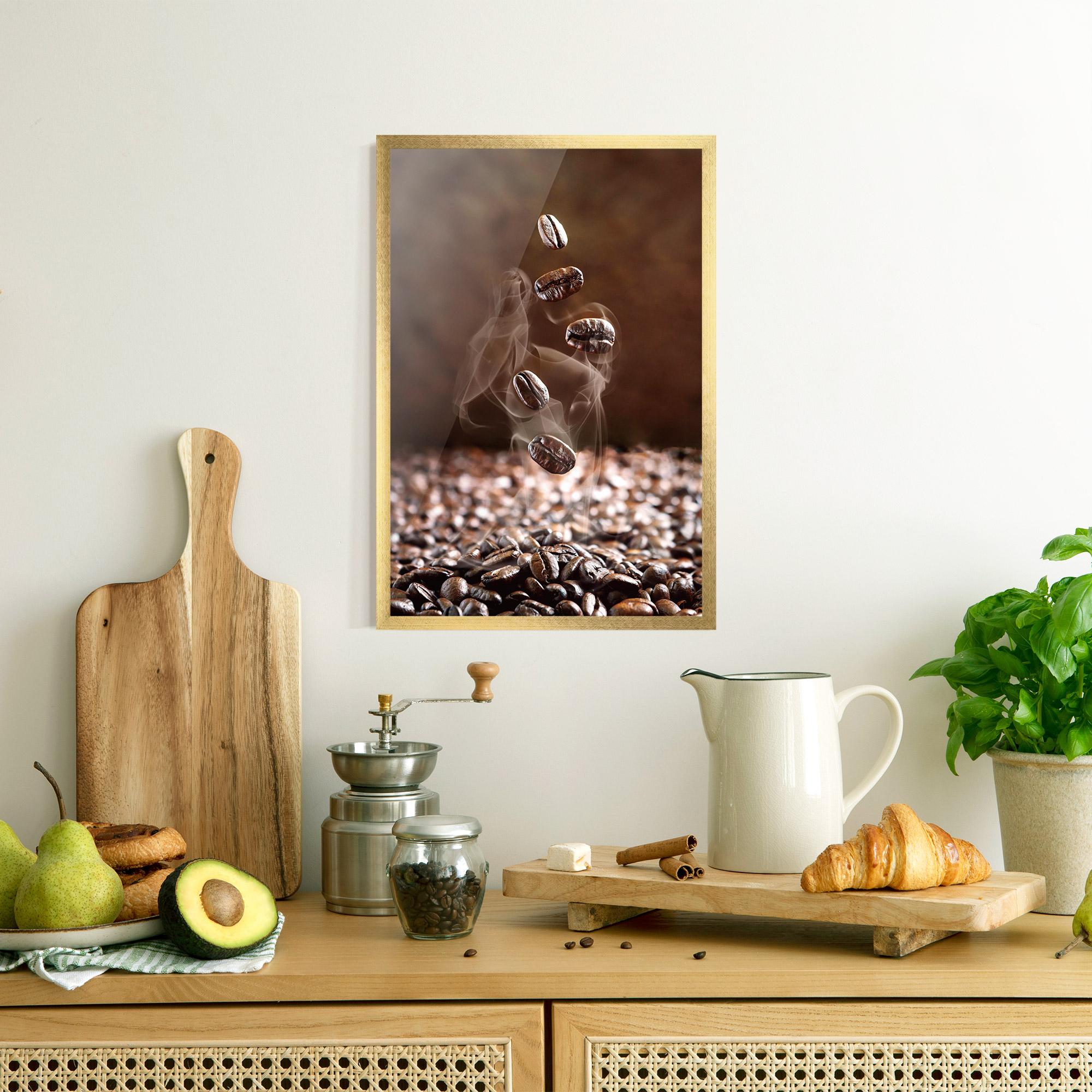 Poster Înrămat Close Up Falling Beans mockup 8