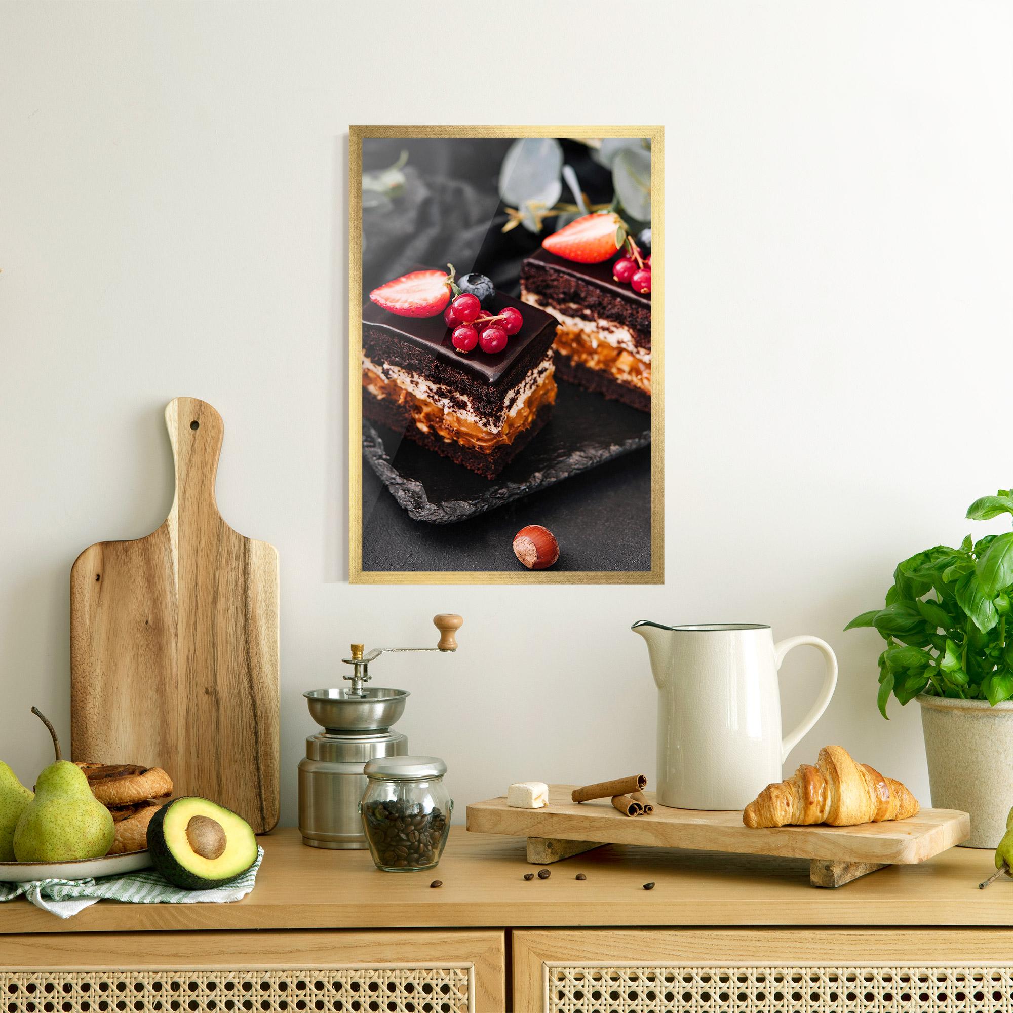 Poster Înrămat Chocolate Berries Cake mockup 8