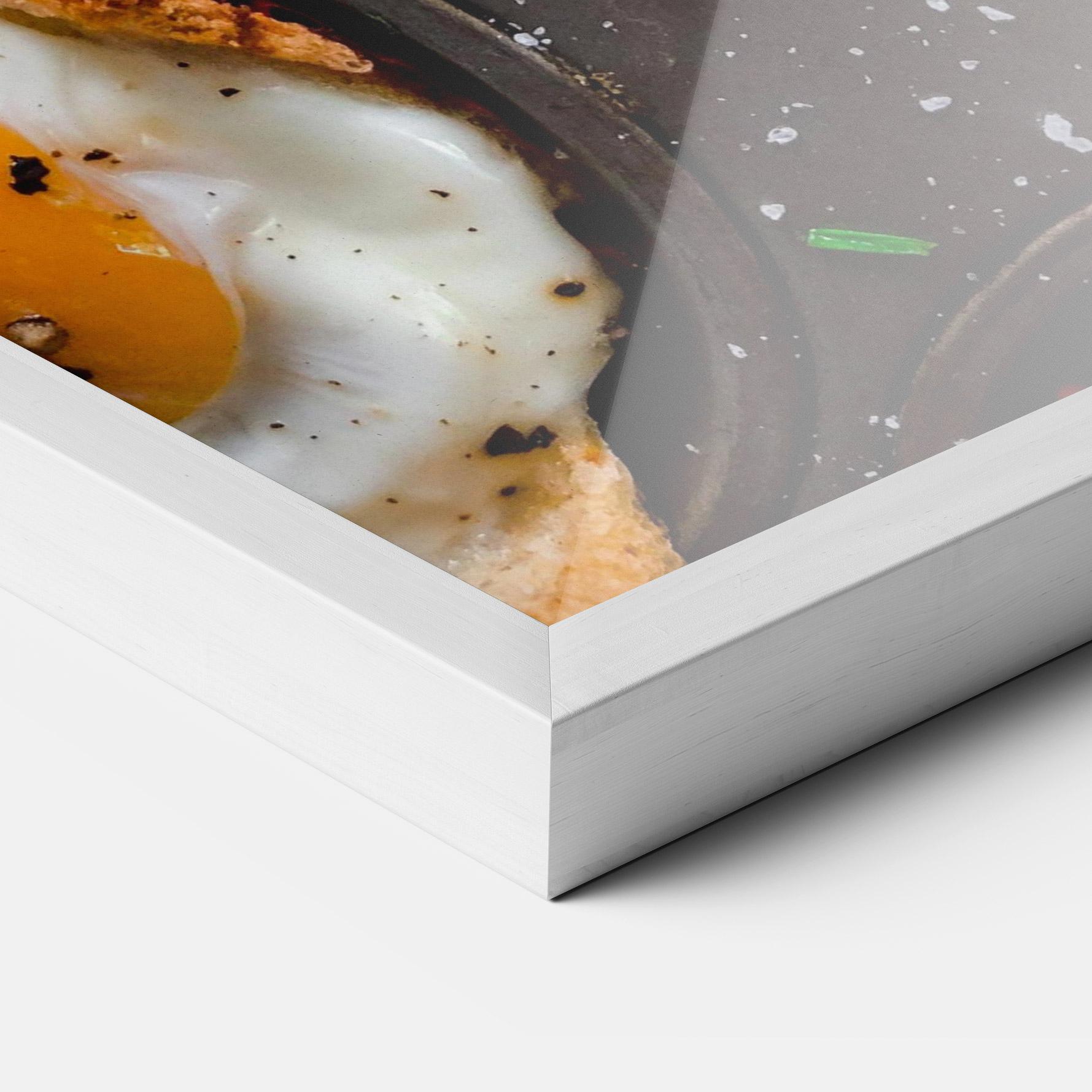 Poster Înrămat Egg On Tray mockup 3