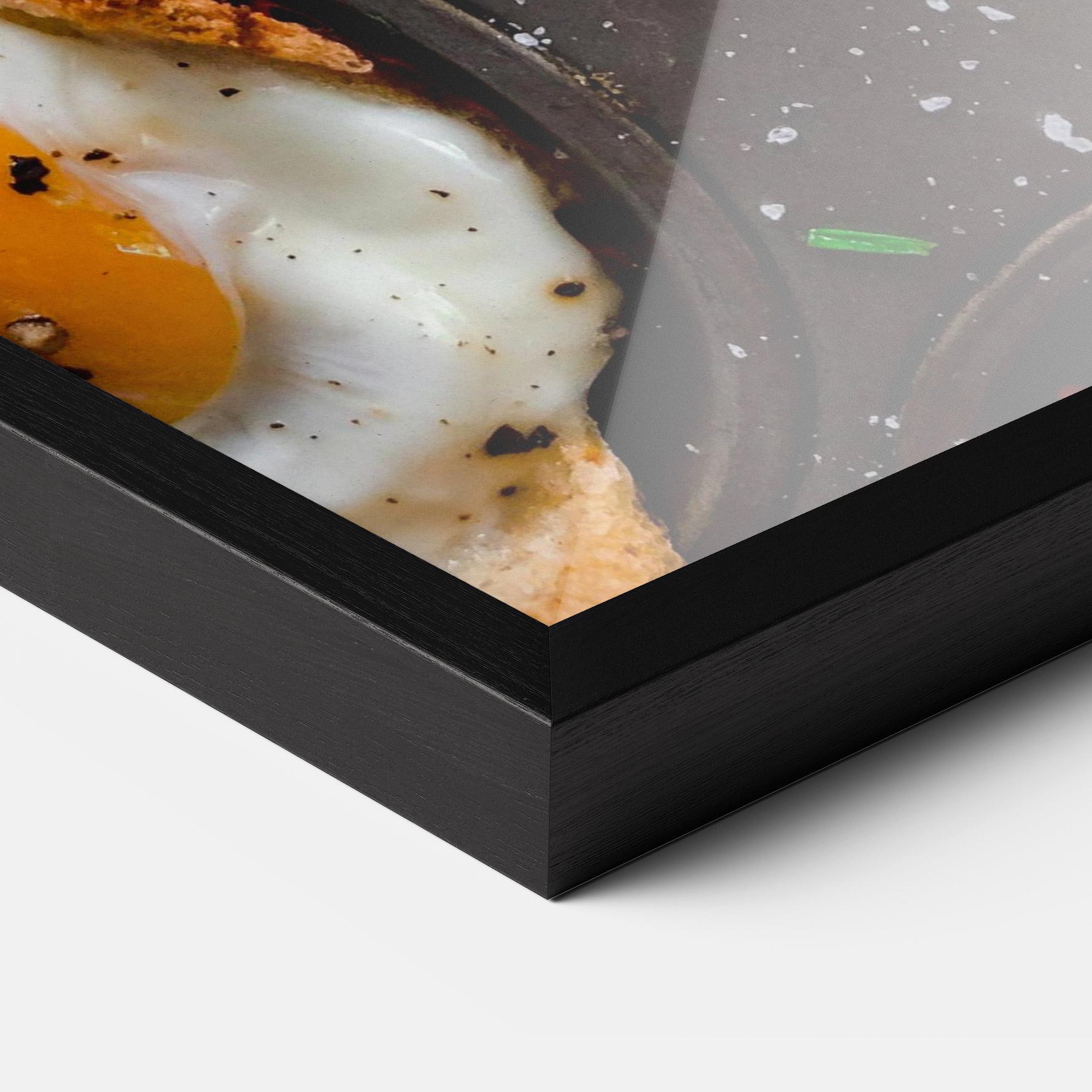 Poster Înrămat Egg On Tray mockup 3