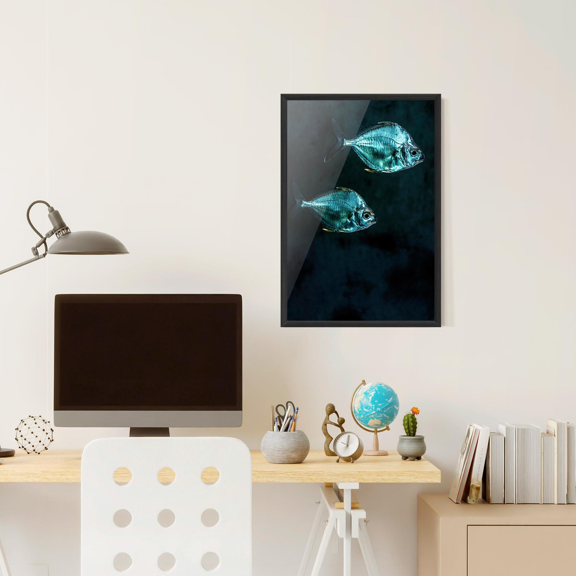 Poster Înrămat Silver Fish mockup 6