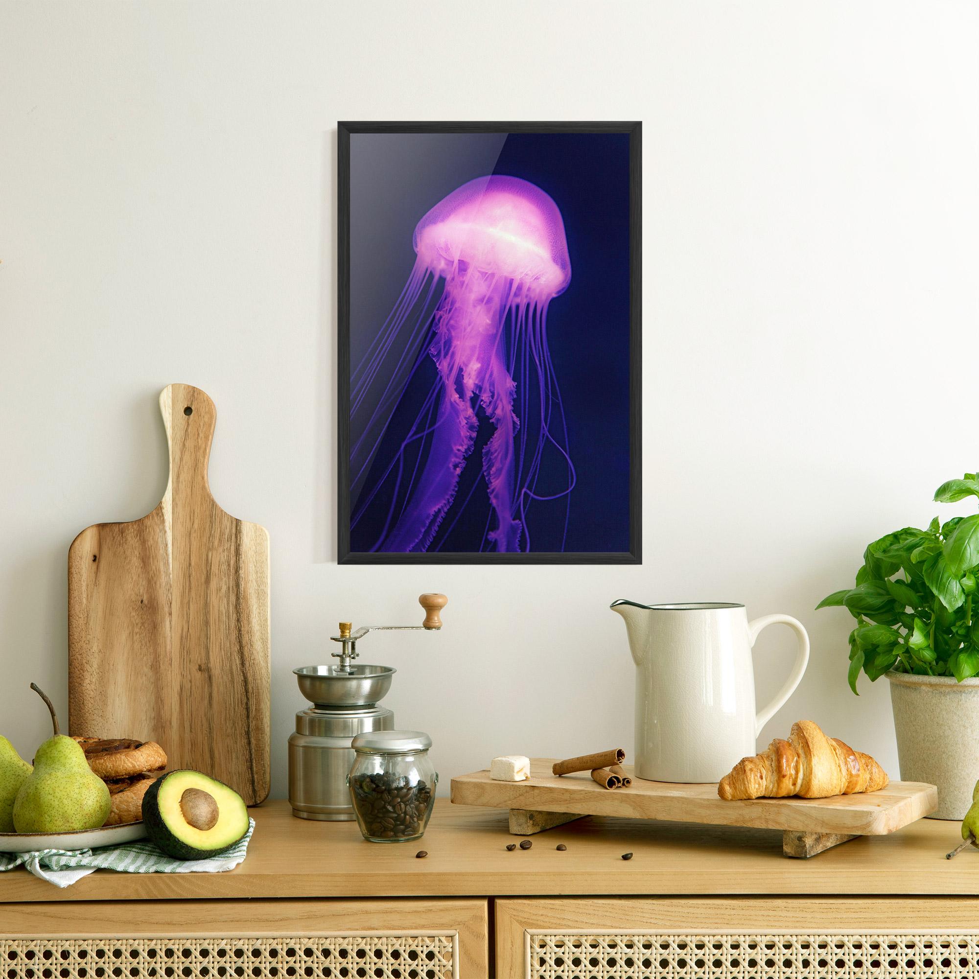 Poster Înrămat Light Purple Jellyfish mockup 8
