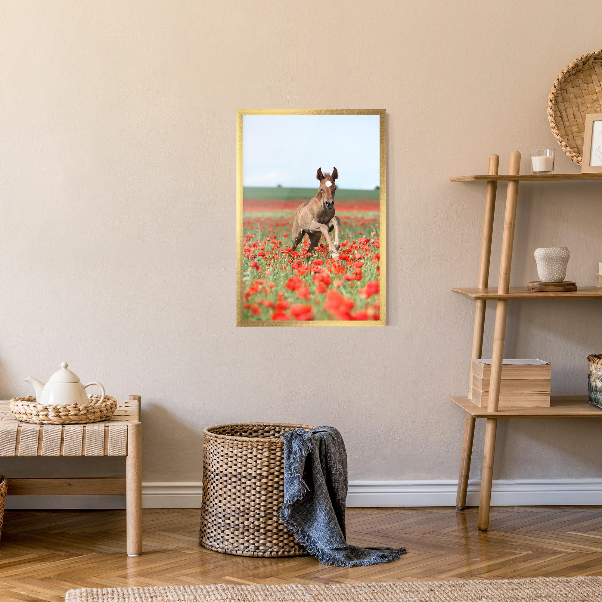 Poster Înrămat Red Flowers Horse mockup 9