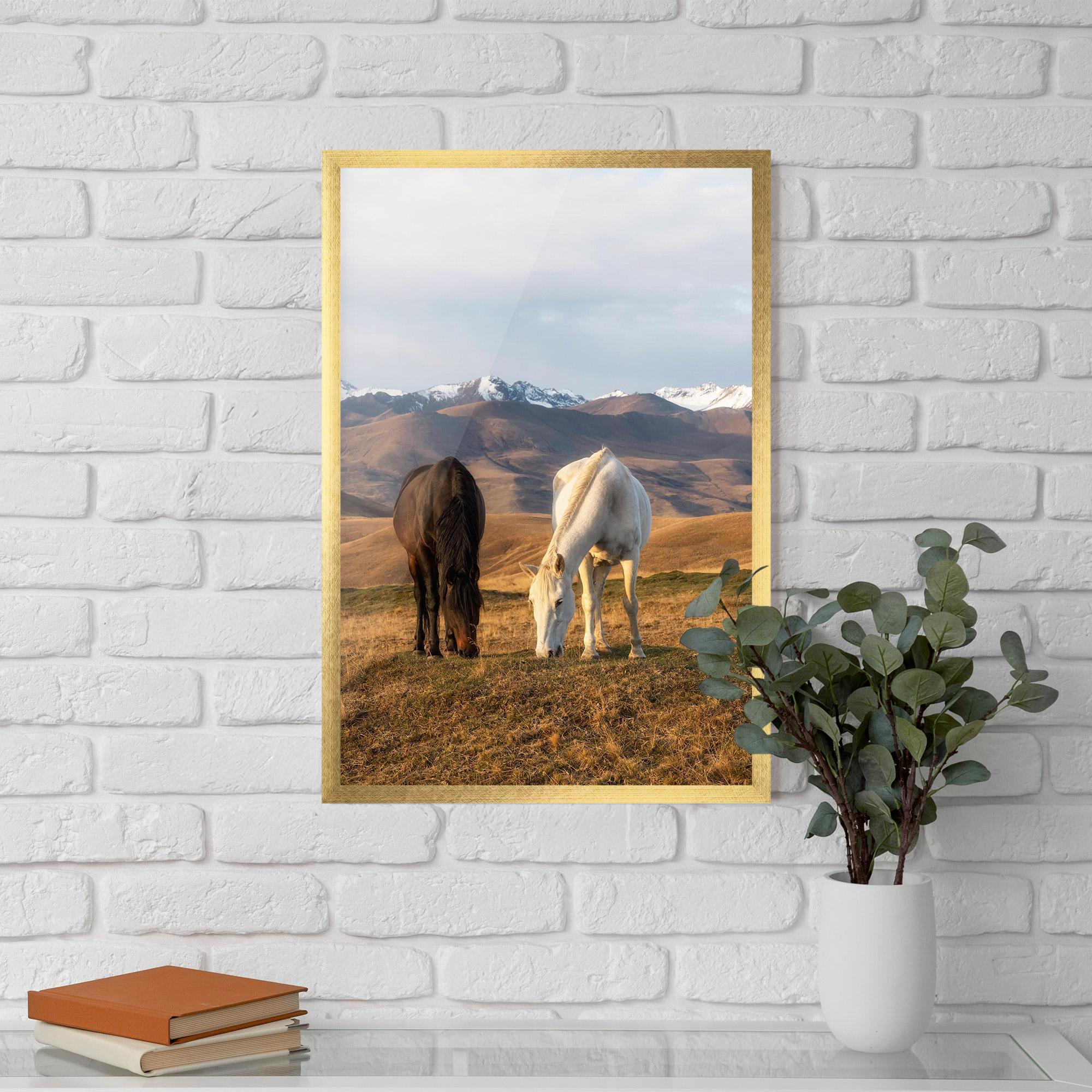 Poster Înrămat Mountain Horses mockup 5