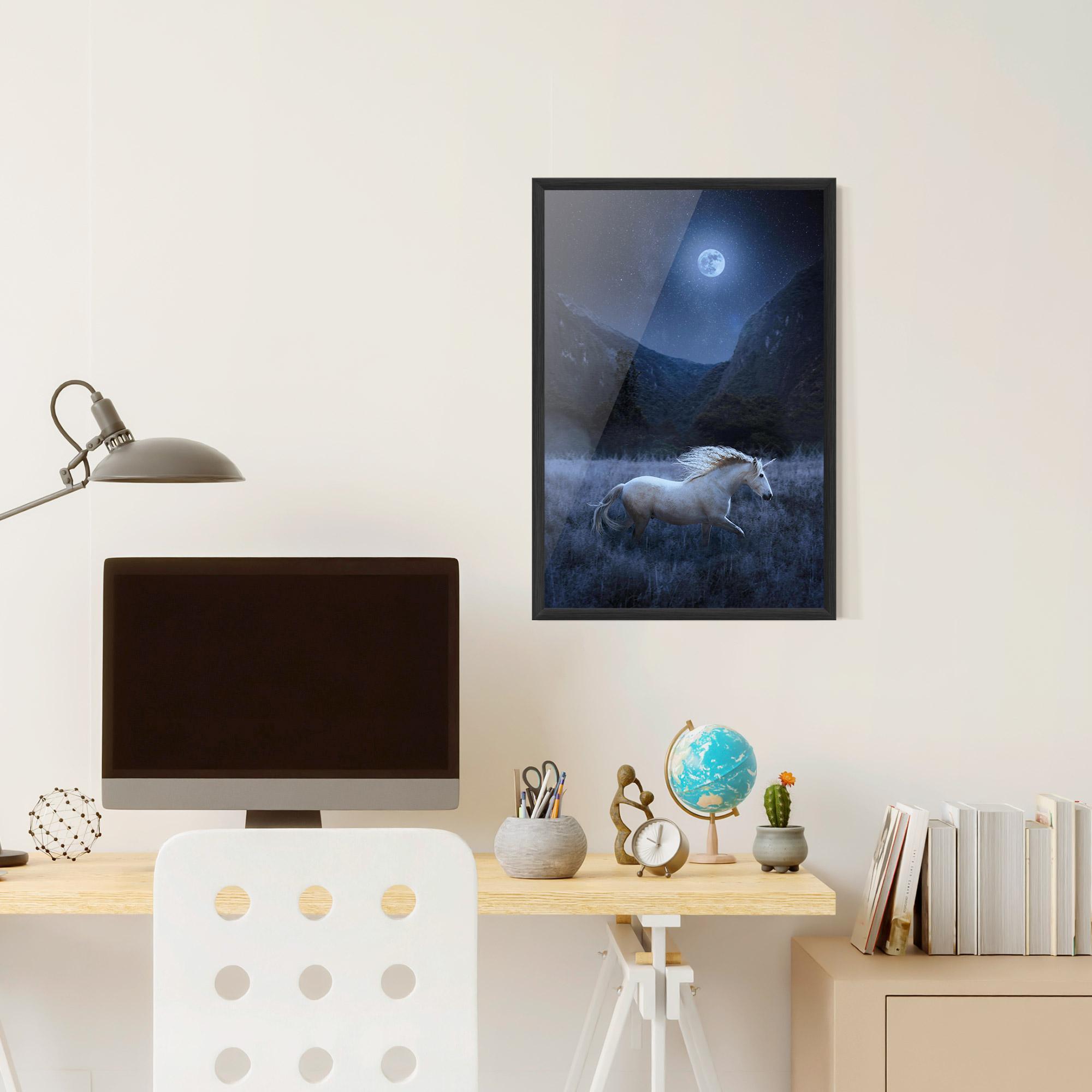Poster Înrămat Blue Moon Unicorn mockup 6