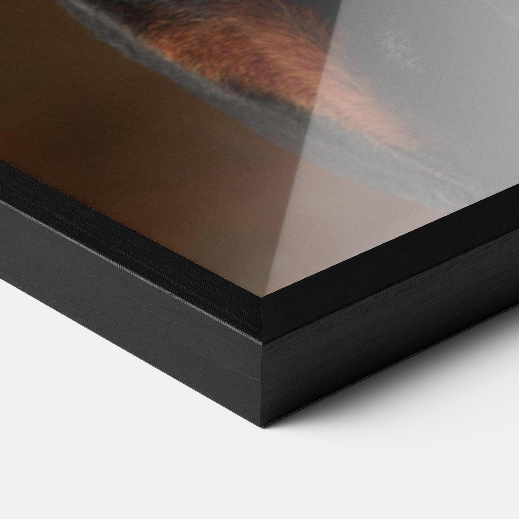 Poster Înrămat Doberman Looking mockup 3