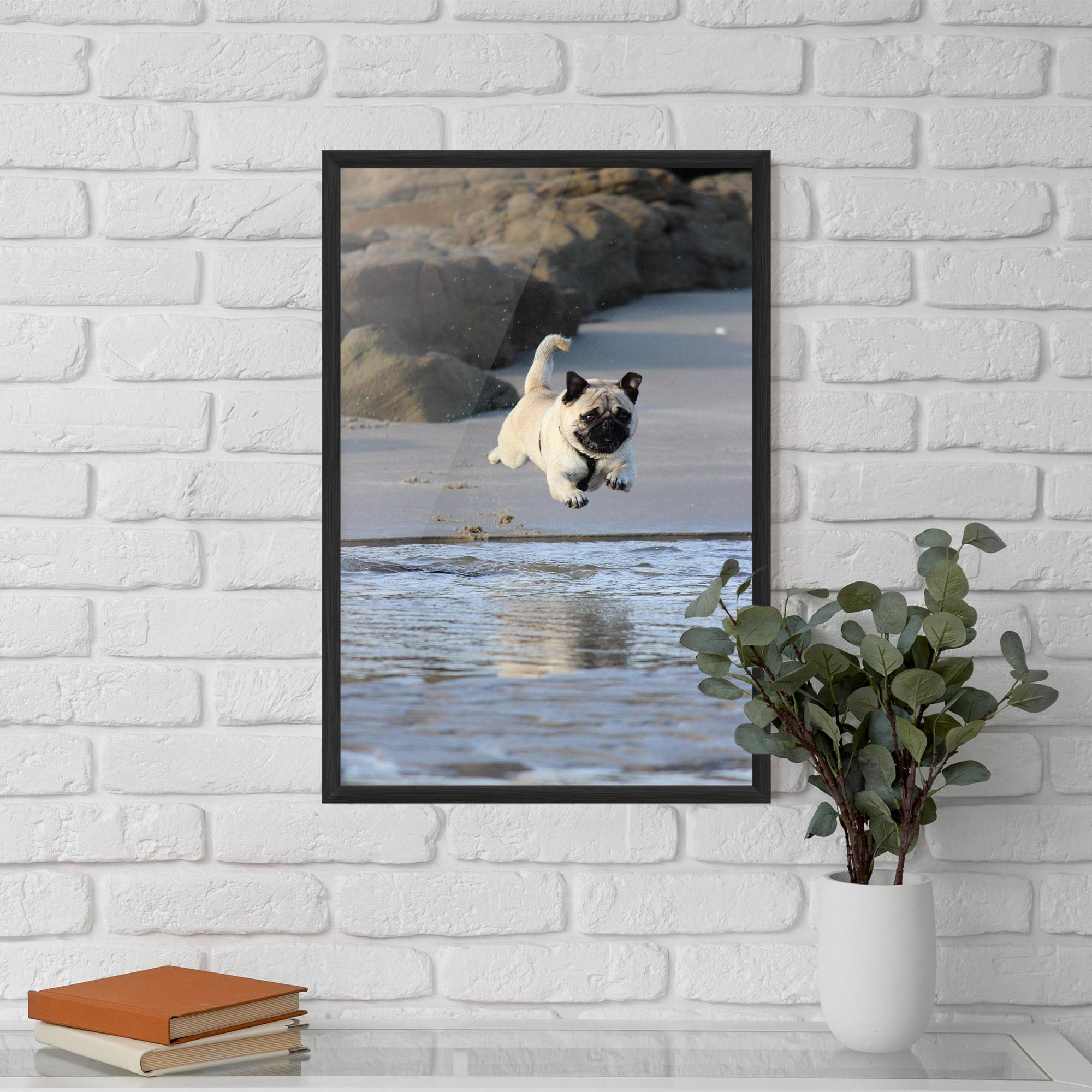 Poster Înrămat Water Pug mockup 5