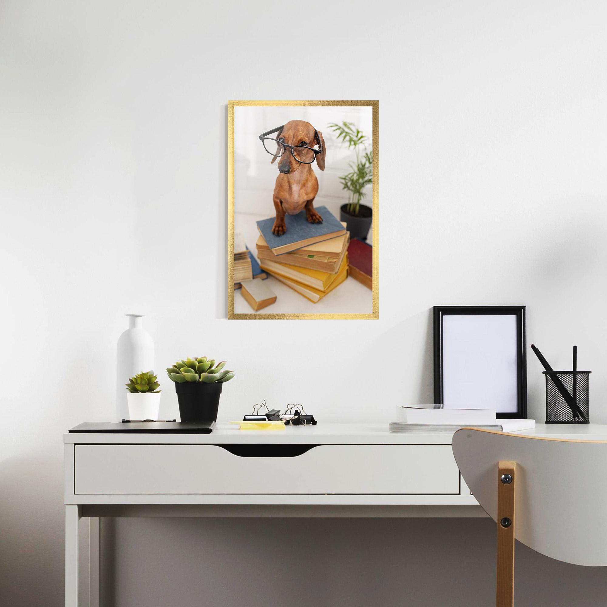Poster Înrămat Books Cute Dog mockup 7
