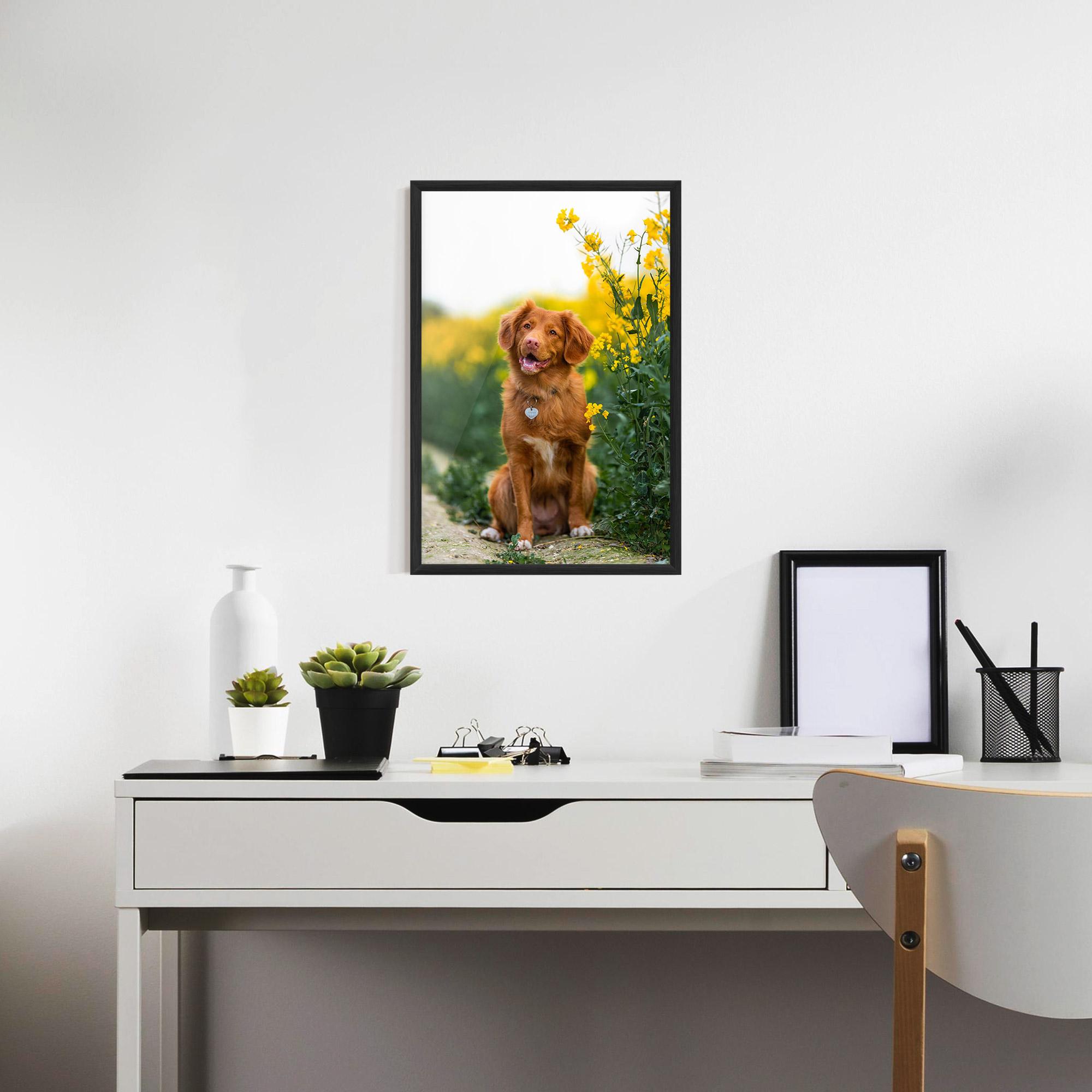 Poster Înrămat Dog Yellow Flowers mockup 7