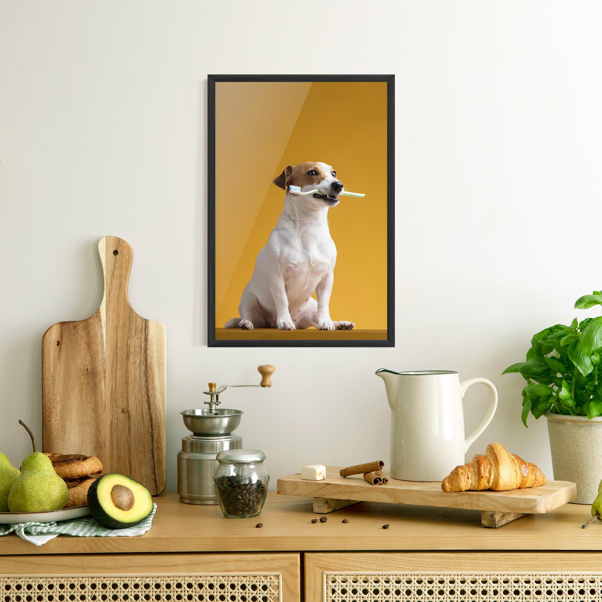 Poster Înrămat Toothbrush Dog mockup 8
