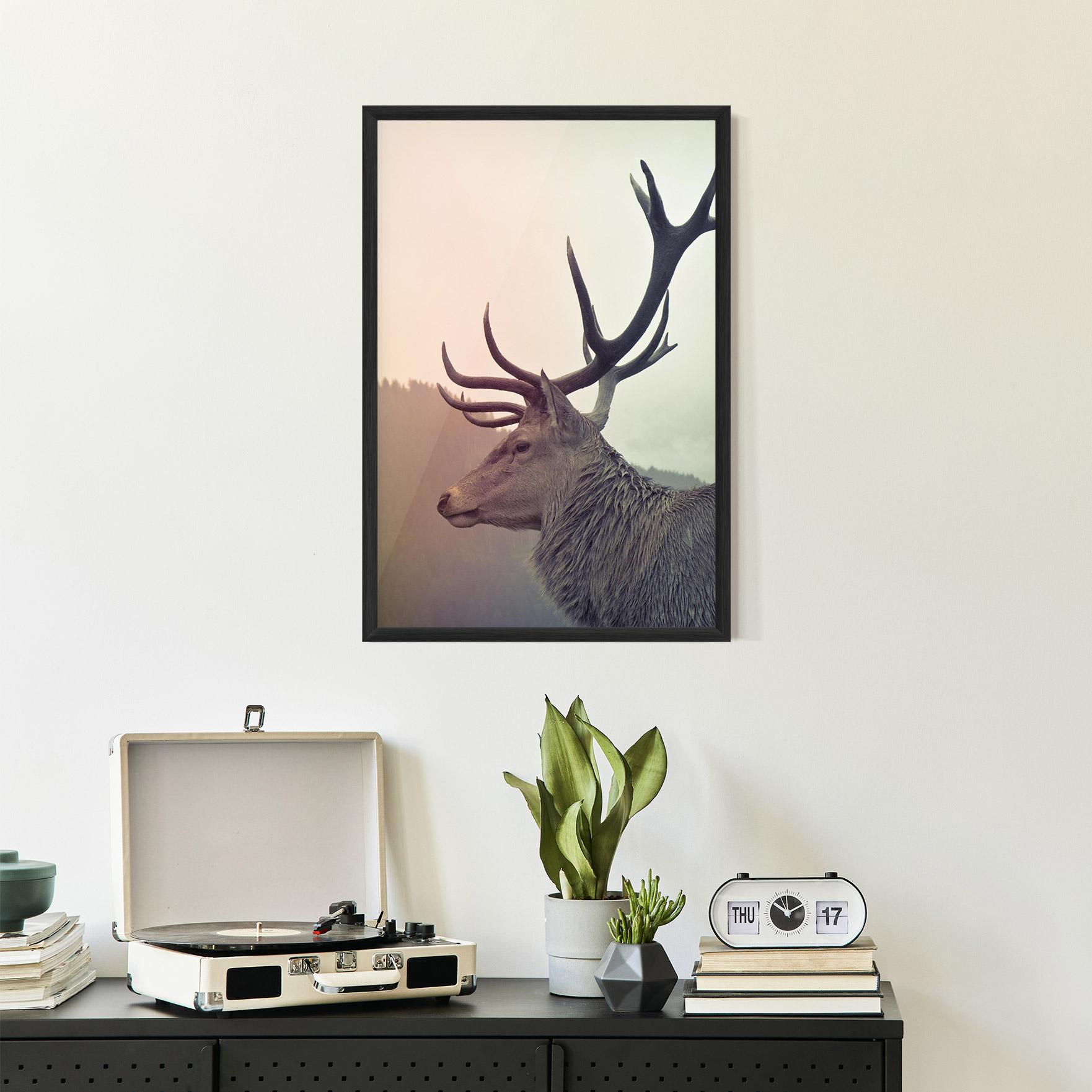 Poster Înrămat King Of The Forest mockup 2