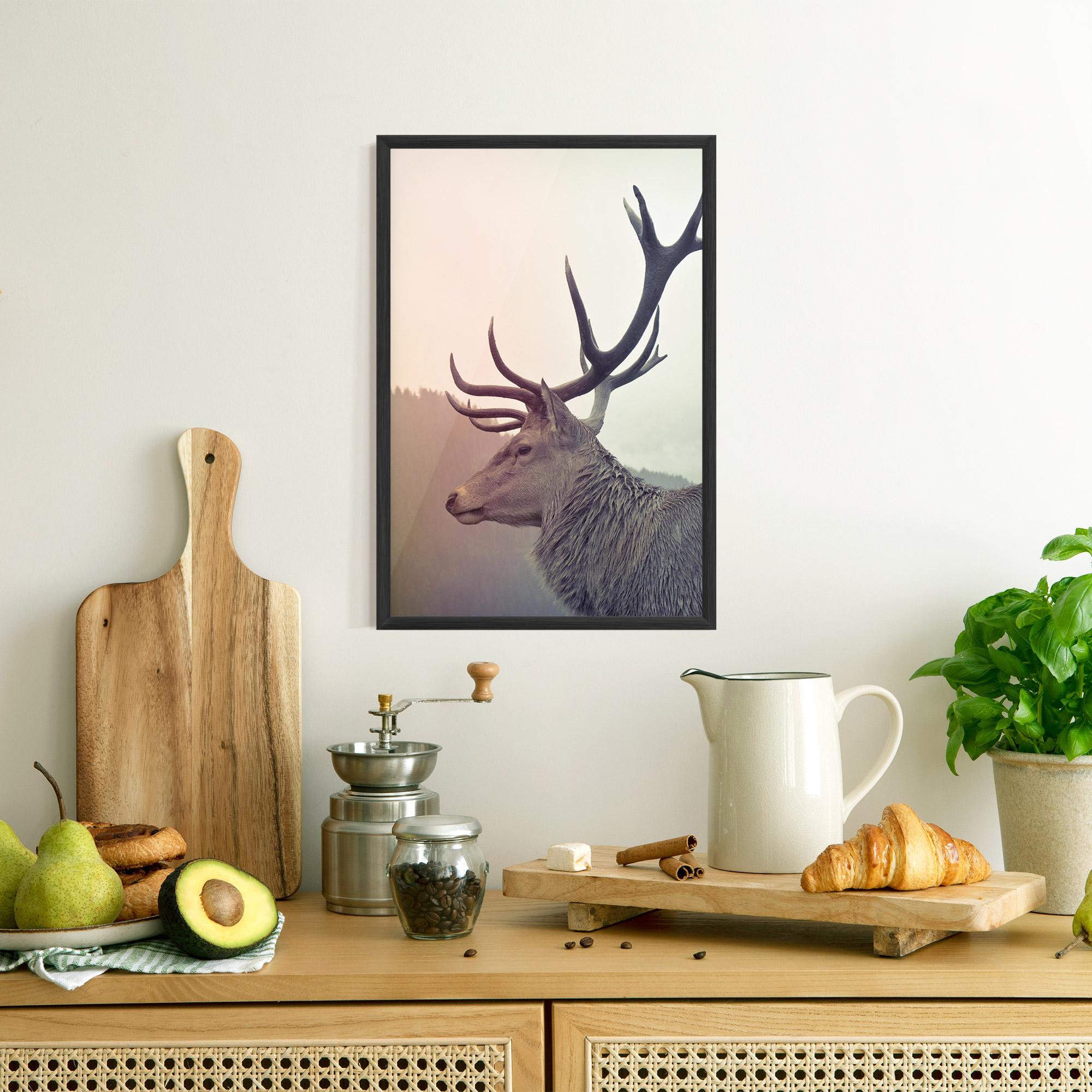 Poster Înrămat King Of The Forest mockup 8