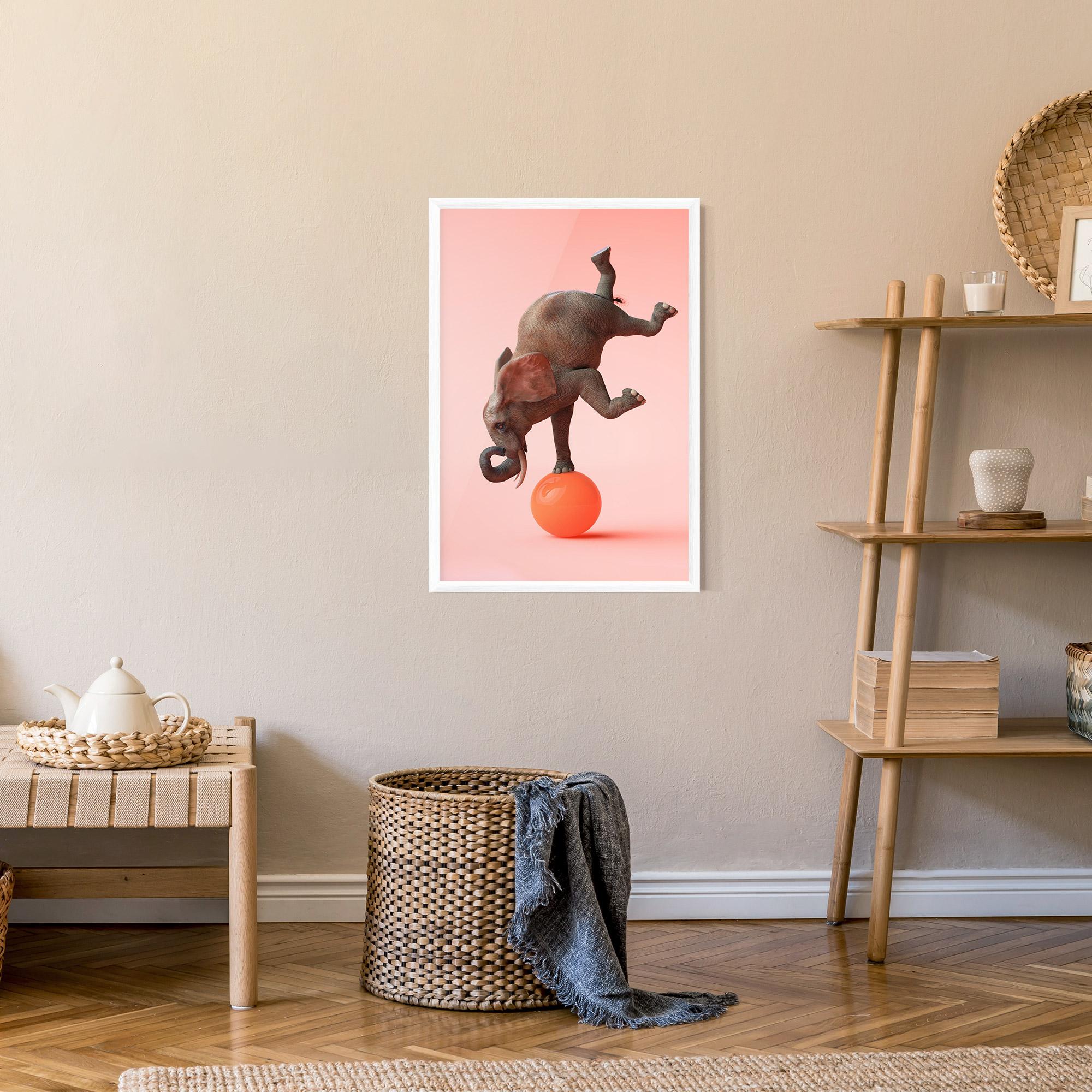Poster Înrămat Ball Elephant mockup 9