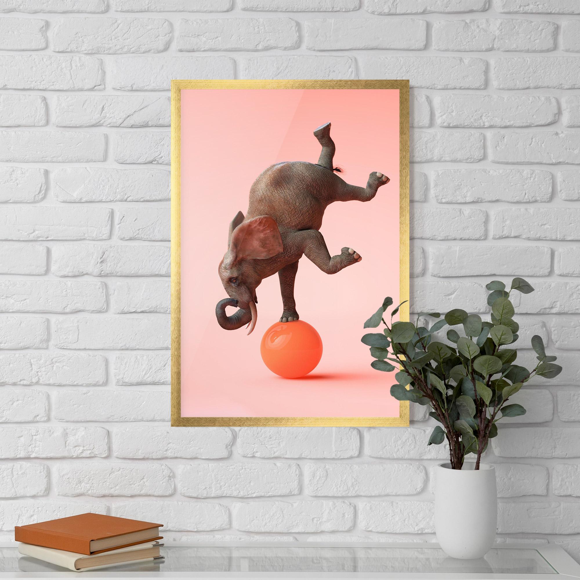 Poster Înrămat Ball Elephant mockup 5