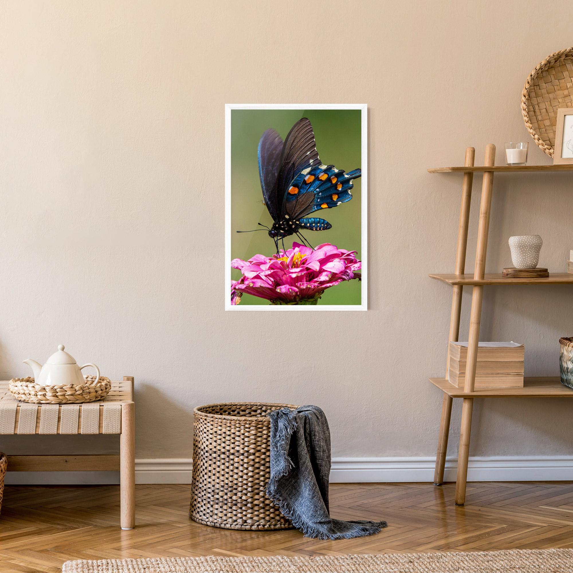 Poster Înrămat Blue Grey Butterfly mockup 9