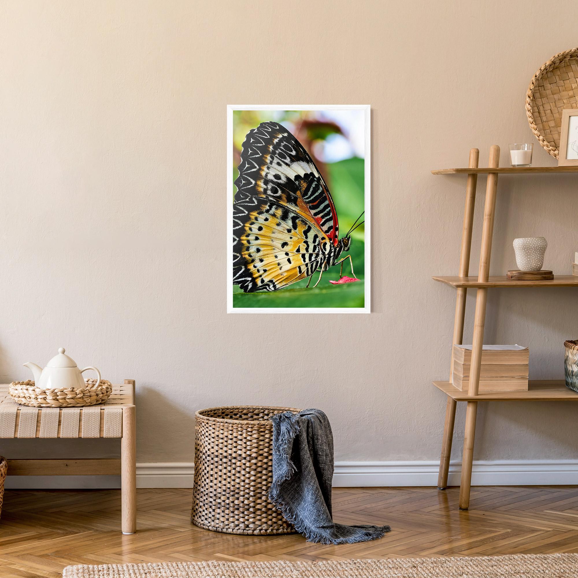 Poster Înrămat Pretty Colorful Butterfly mockup 9