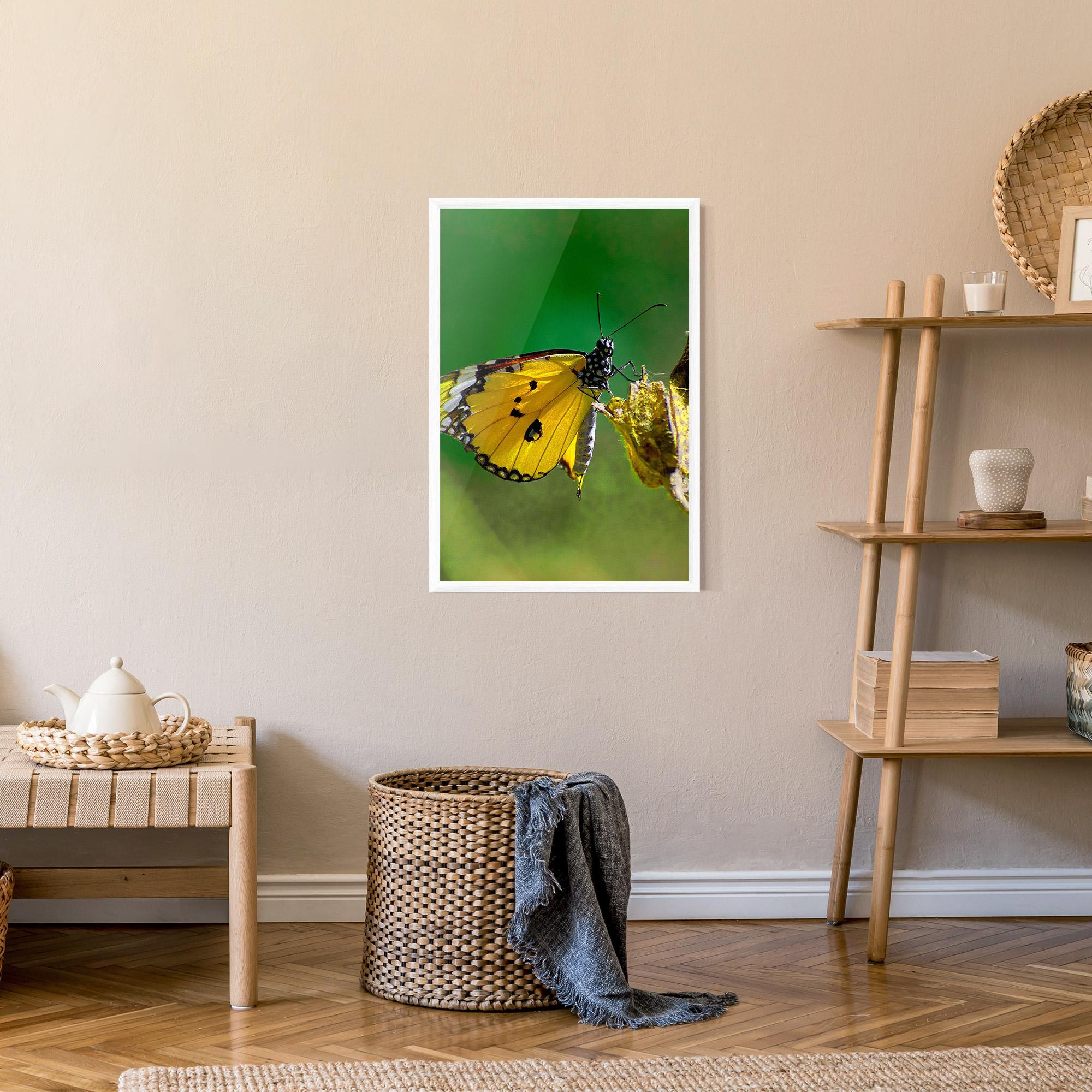 Poster Înrămat Yellow White Butterfly mockup 9