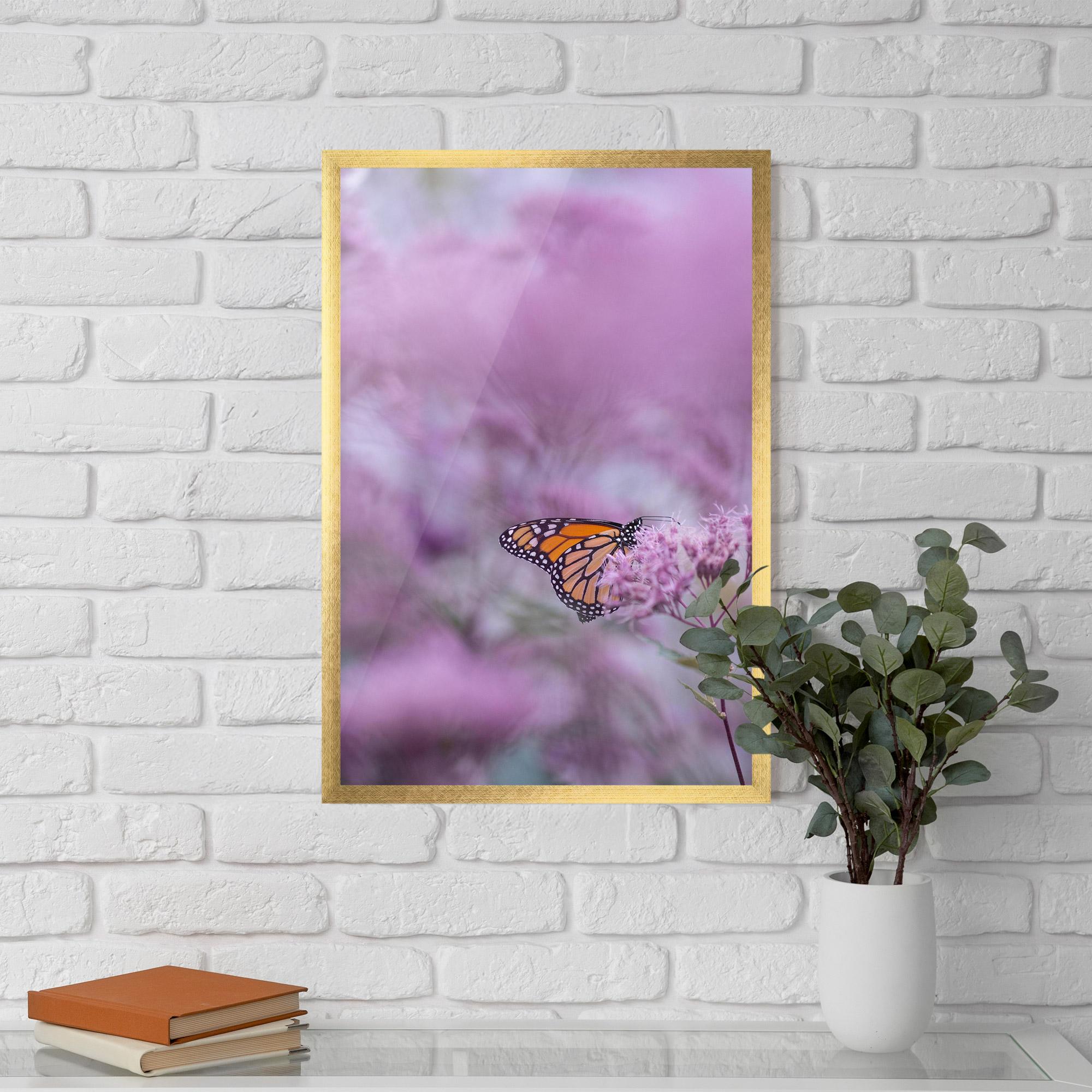 Poster Înrămat Purple Flower Butterfly mockup 5