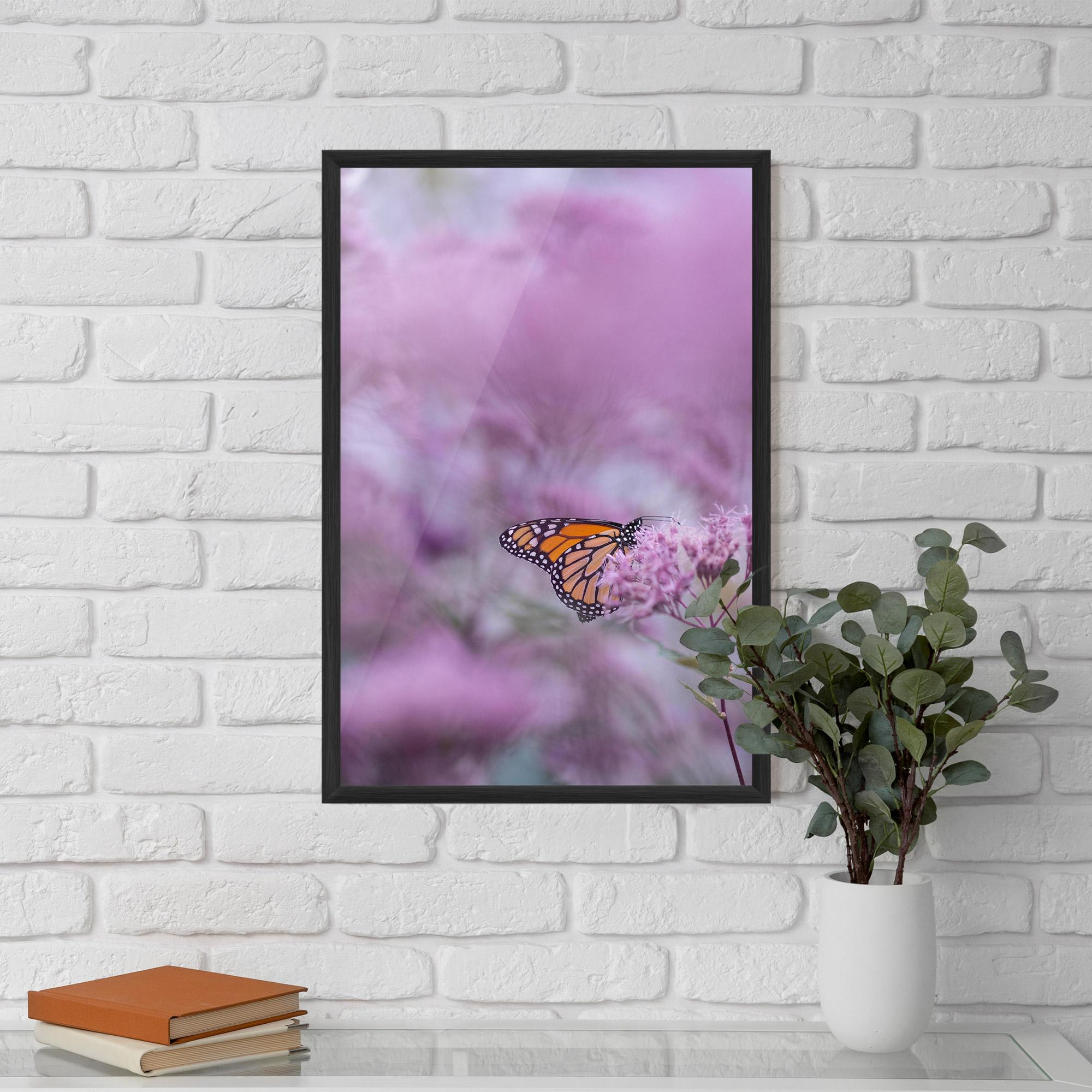 Poster Înrămat Purple Flower Butterfly mockup 5