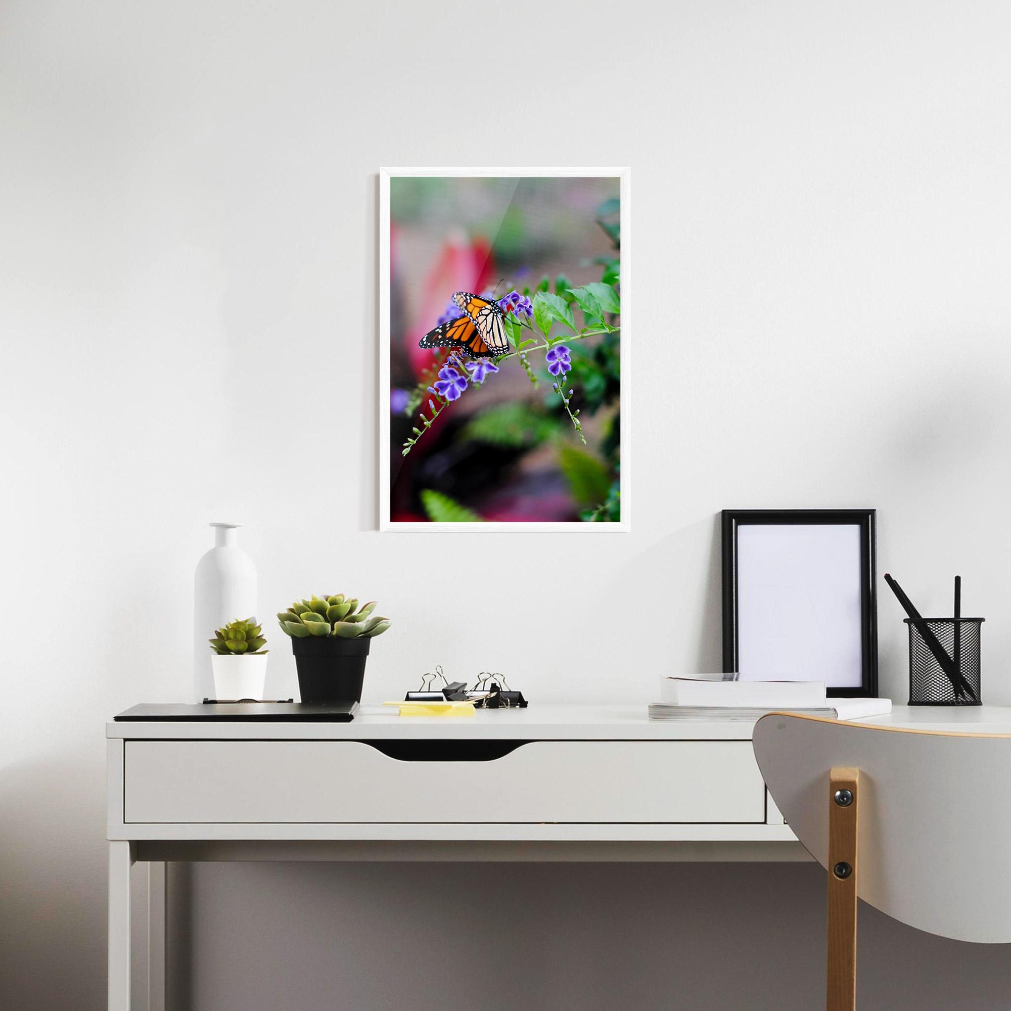 Poster Înrămat Strong Orange Butterfly mockup 7